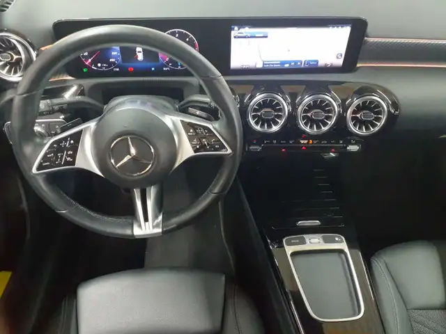 Mercedes-Benz A view 7