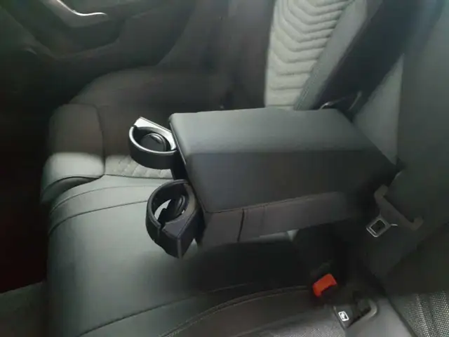 Mercedes-Benz A view 6