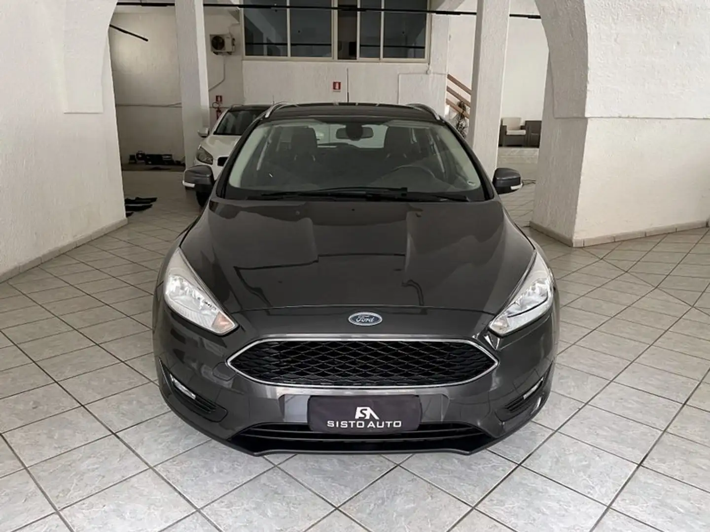 Ford Focus Focus IV 2015 SW SW 1.5 tdci Titanium s Grigio - 2