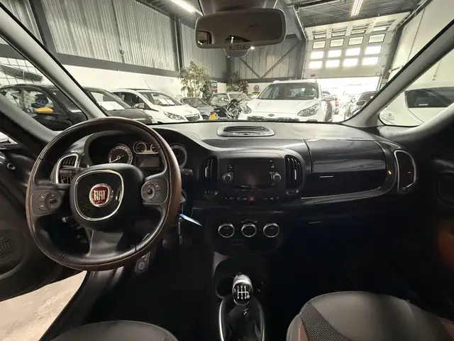 Fiat 500L view 7