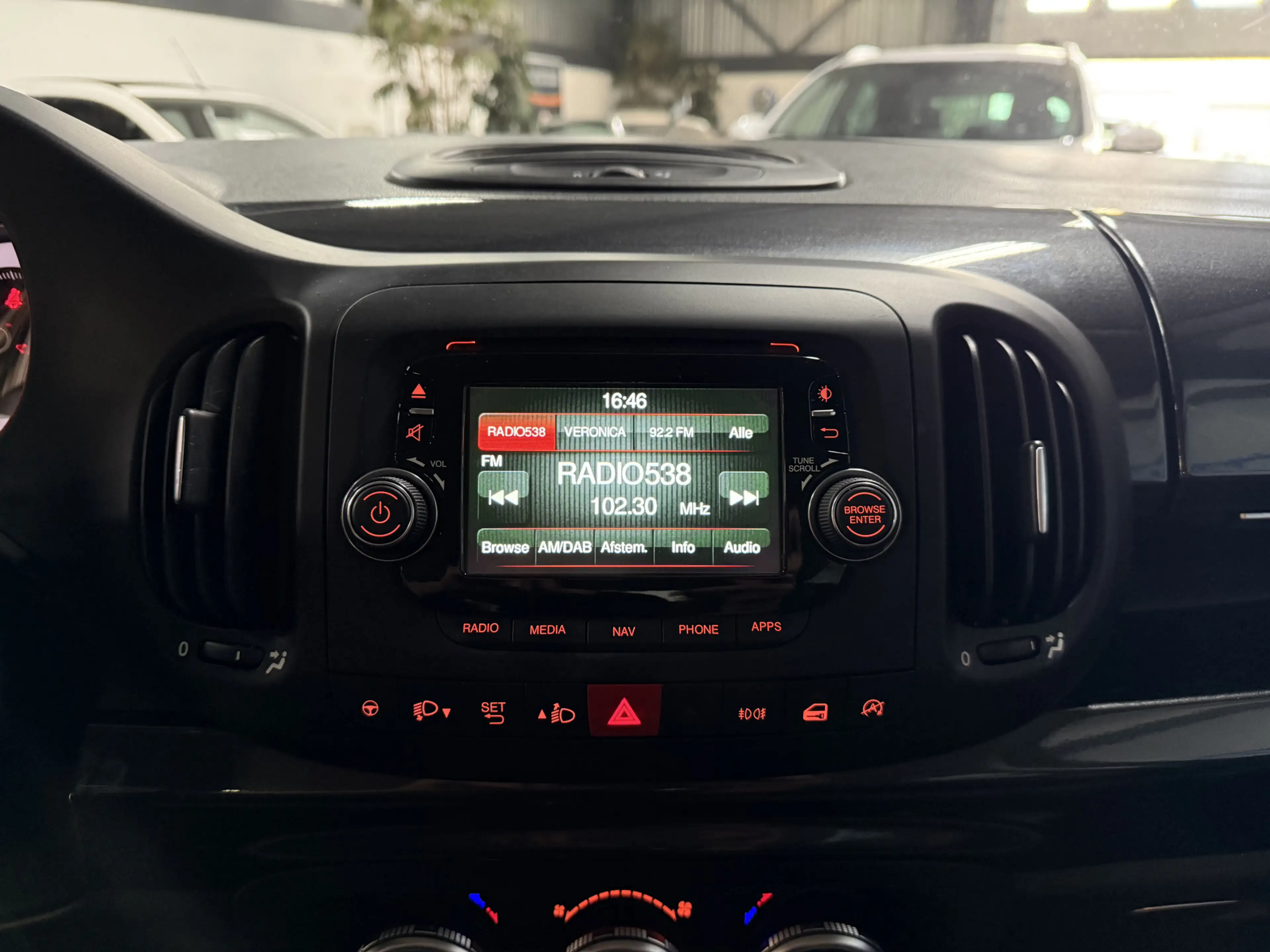 Fiat 500L 0.9 TwinAir Trekking — photo 8
