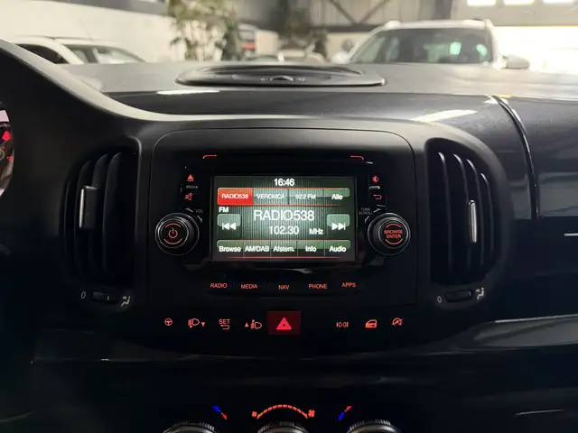 Fiat 500L view 8