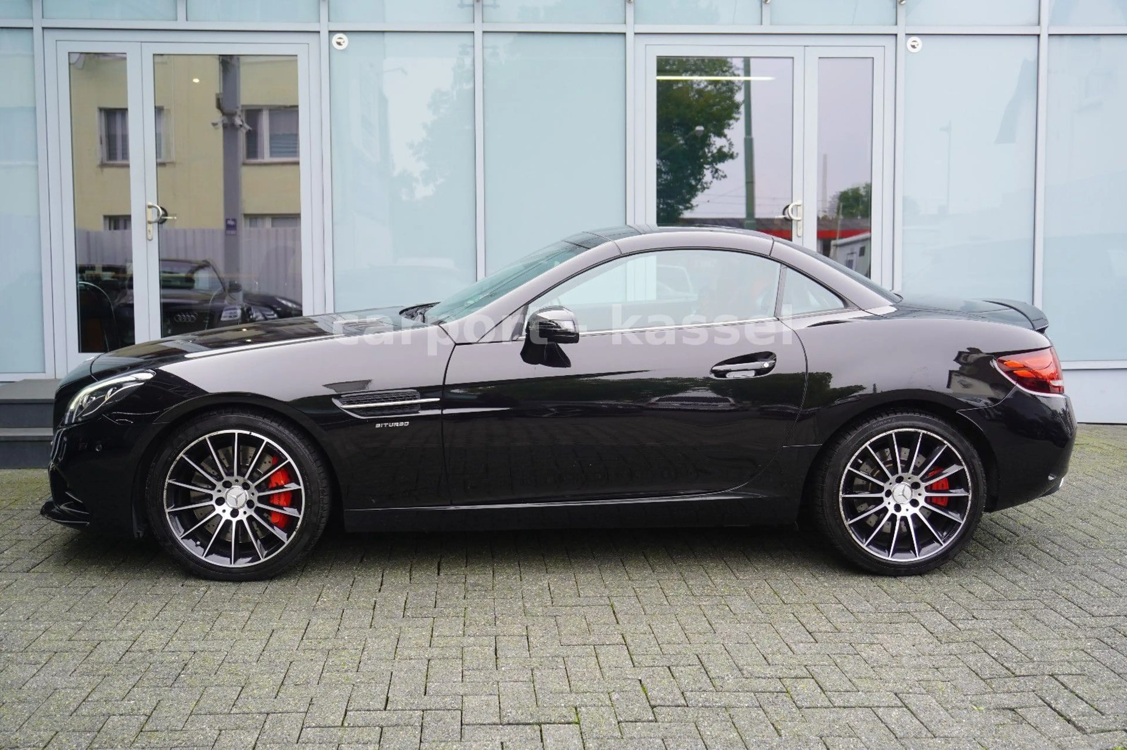 Mercedes-Benz SLC 43 AMG HarmanKardon/Pano/Airscarf/LED — photo 11