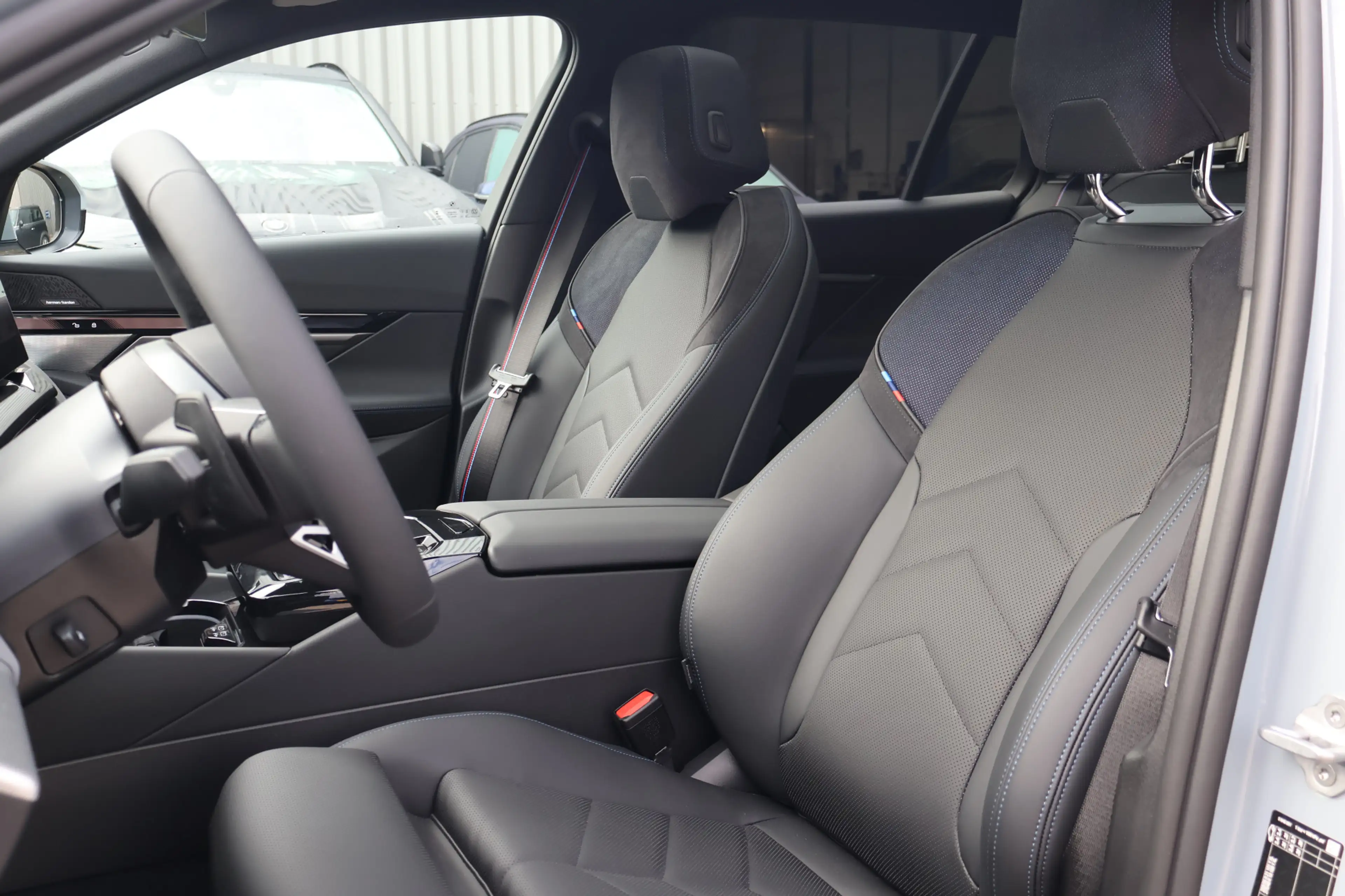 BMW 530 5 Serie Touring 530e M Sport Automaat / Panoramada — photo 4