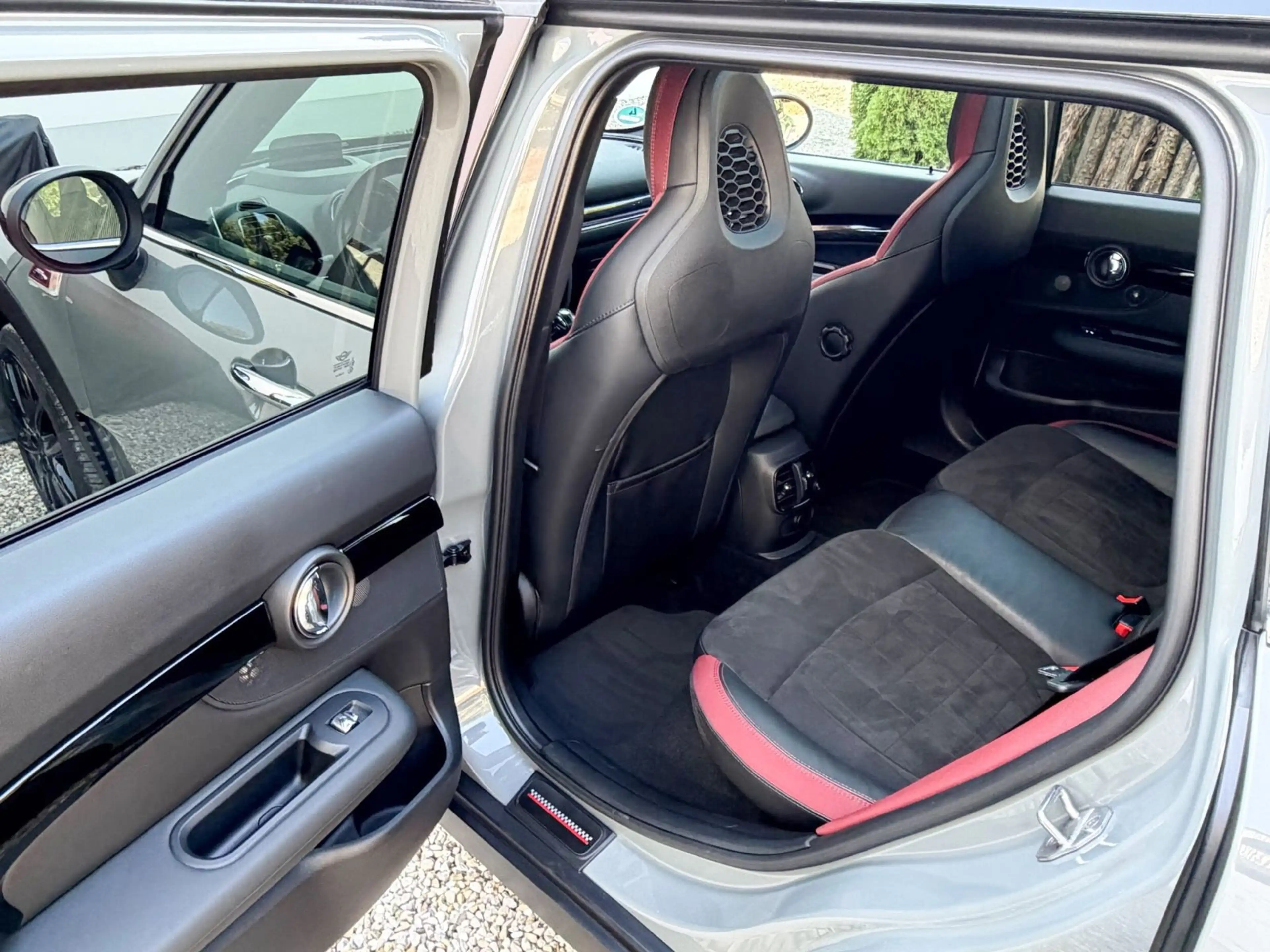 MINI John Cooper Works Clubman John Cooper Works,HUD,Harman,AHK,Kamera,ACC,Pano — photo 12