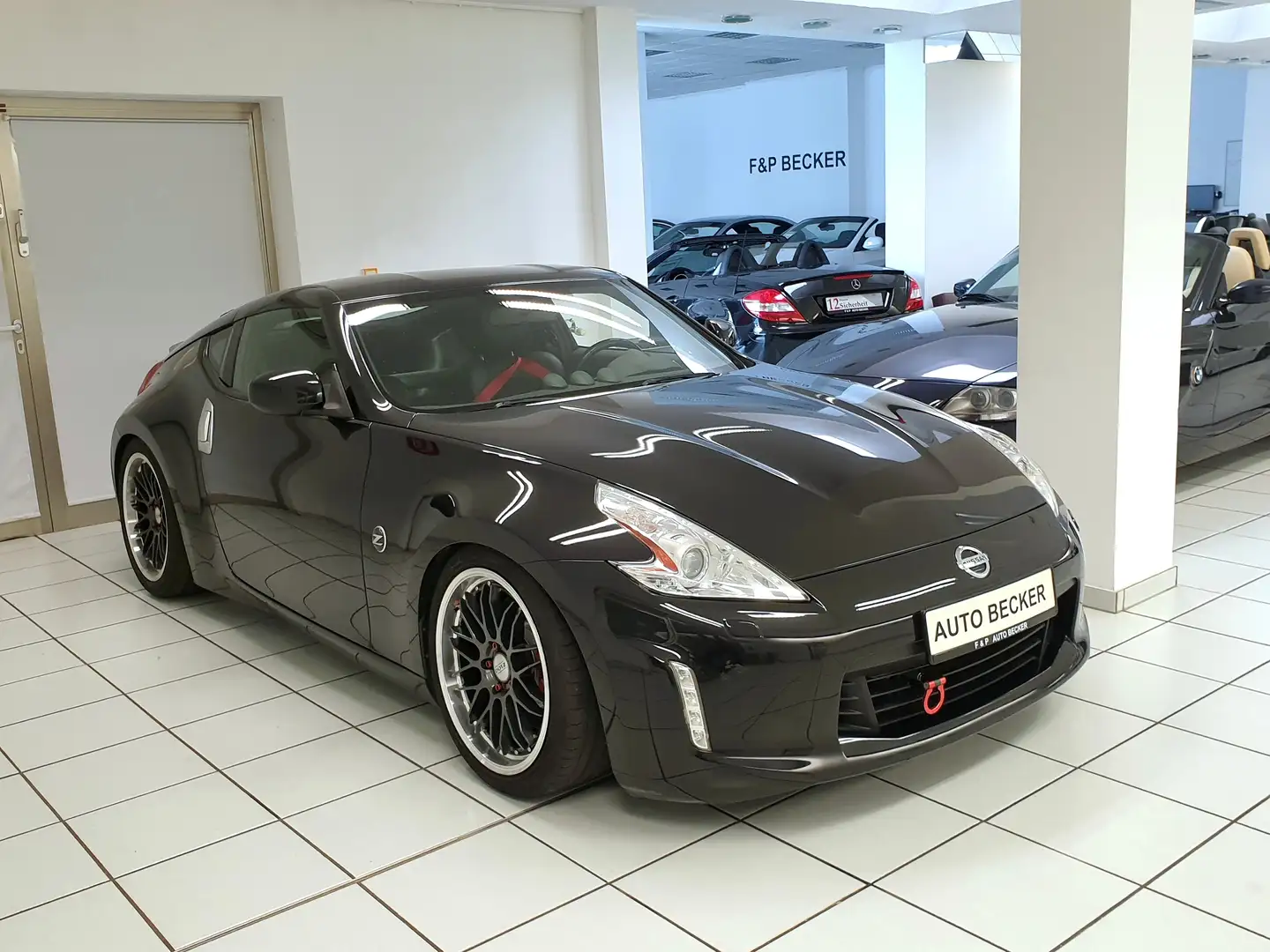 Nissan 370Z 370 Z Aut. Pack Navi BiXenon Kamera H&R Black - 2