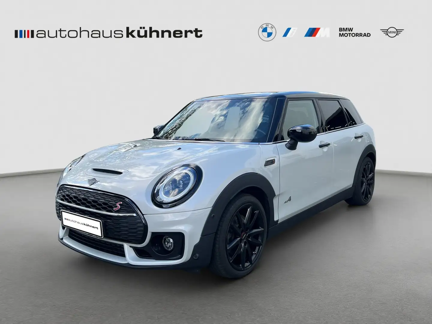 MINI Cooper S Clubman ALL4 JCW-Aero+Sitze Parkass. PianoBlack Silber - 1