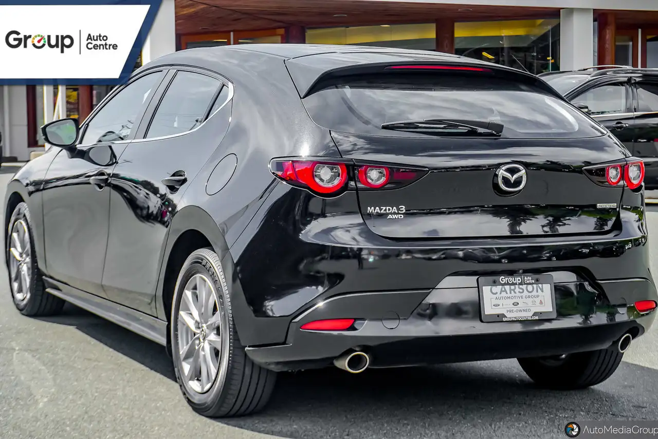 Mazda 3 снимка Mazda 3