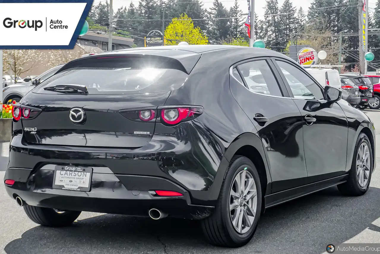 Mazda 3 снимка Mazda 3