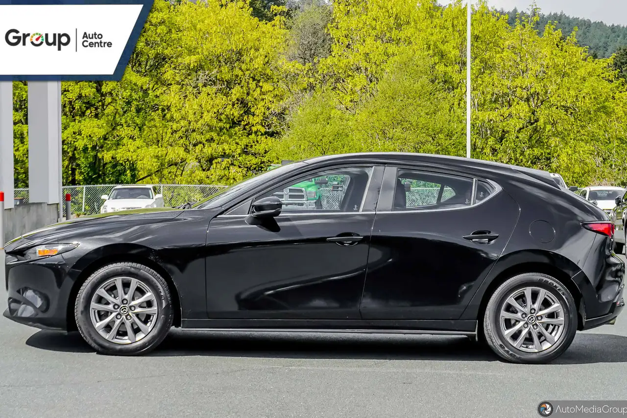 Mazda 3 снимка Mazda 3