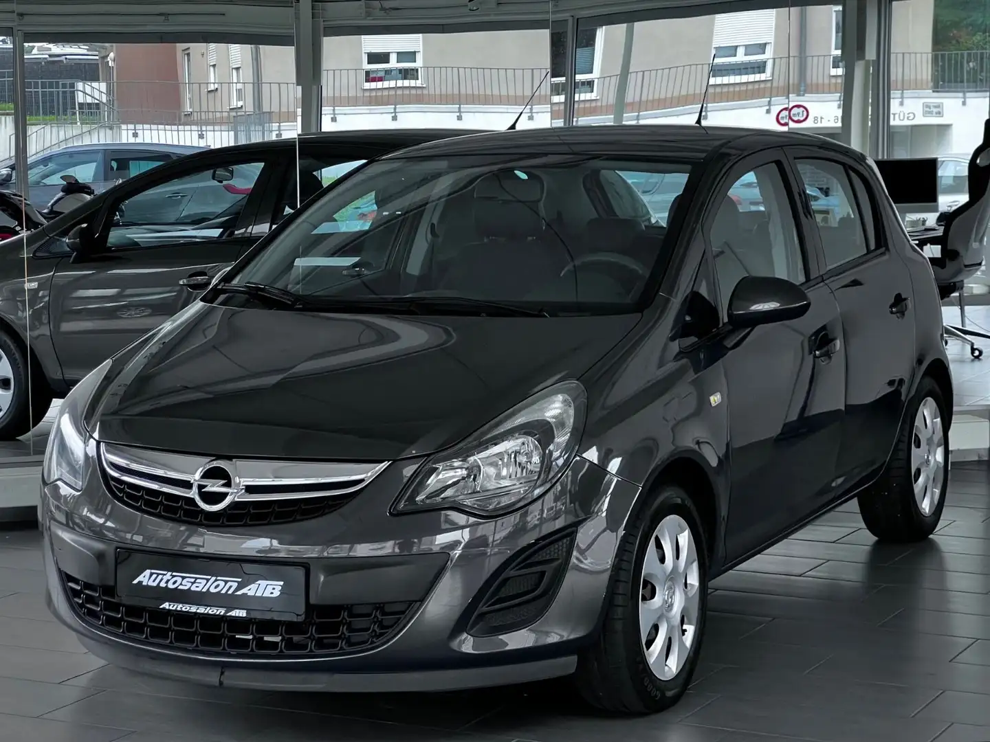Opel Corsa 1.2 ECOTec               Energy Grau - 2
