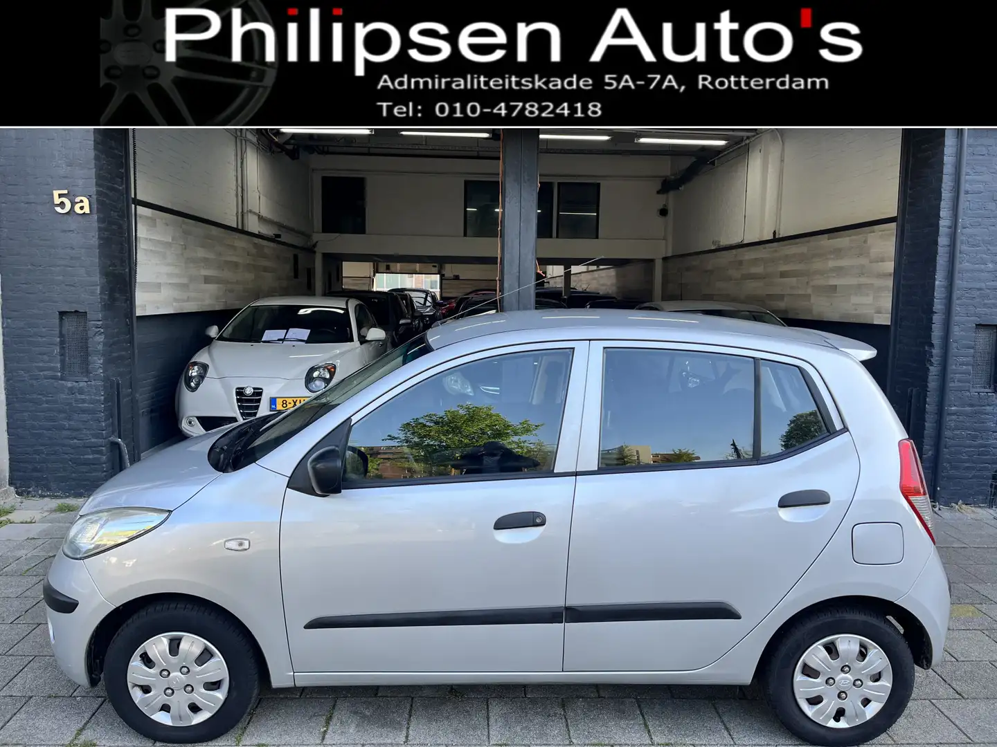 Hyundai i10 1.1 Dynamic Airco Gris - 1