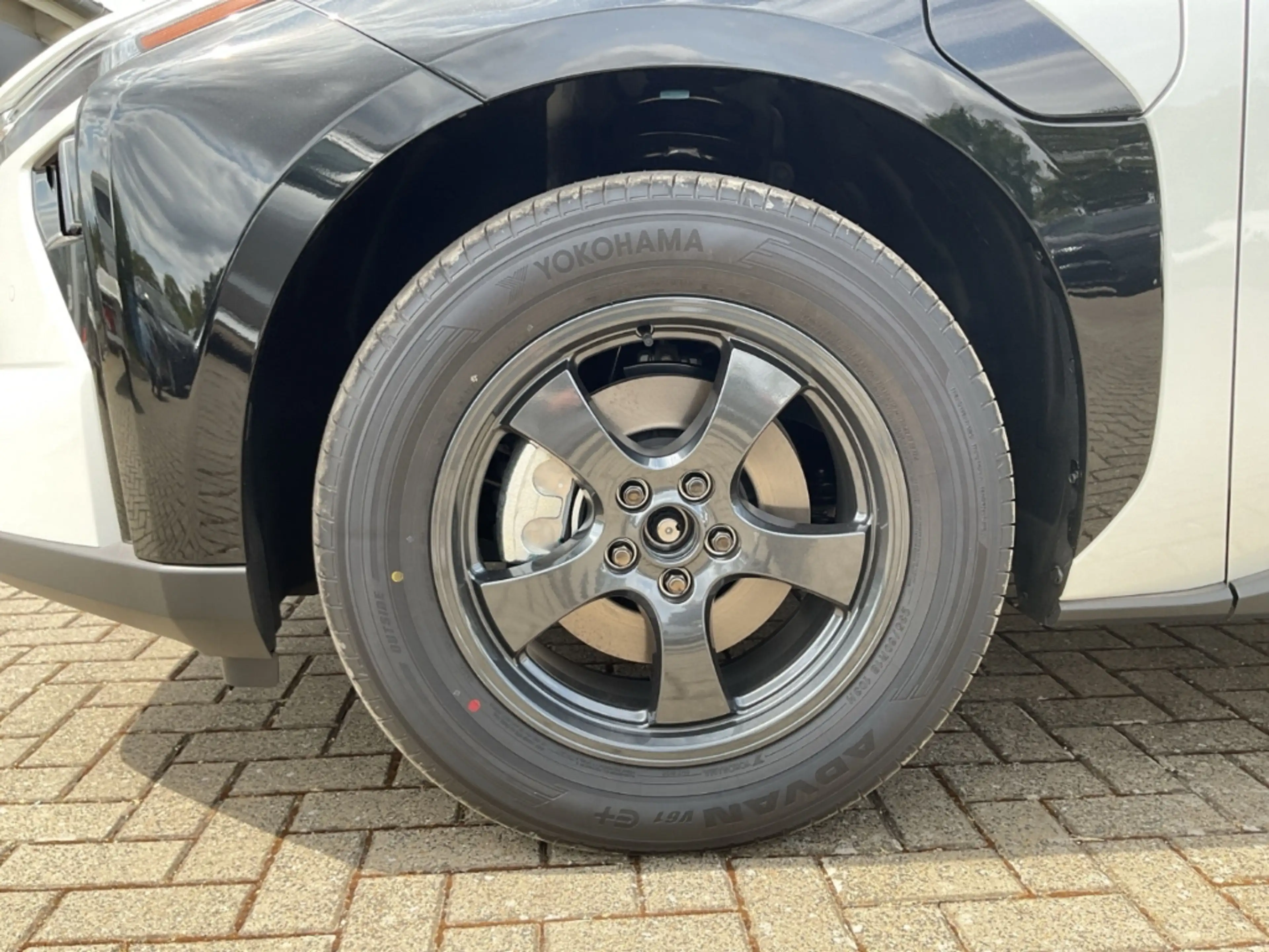Toyota bZ4X AWD Teamplayer 1,5t Anhängerkupplung Navi 360 Kame — photo 6