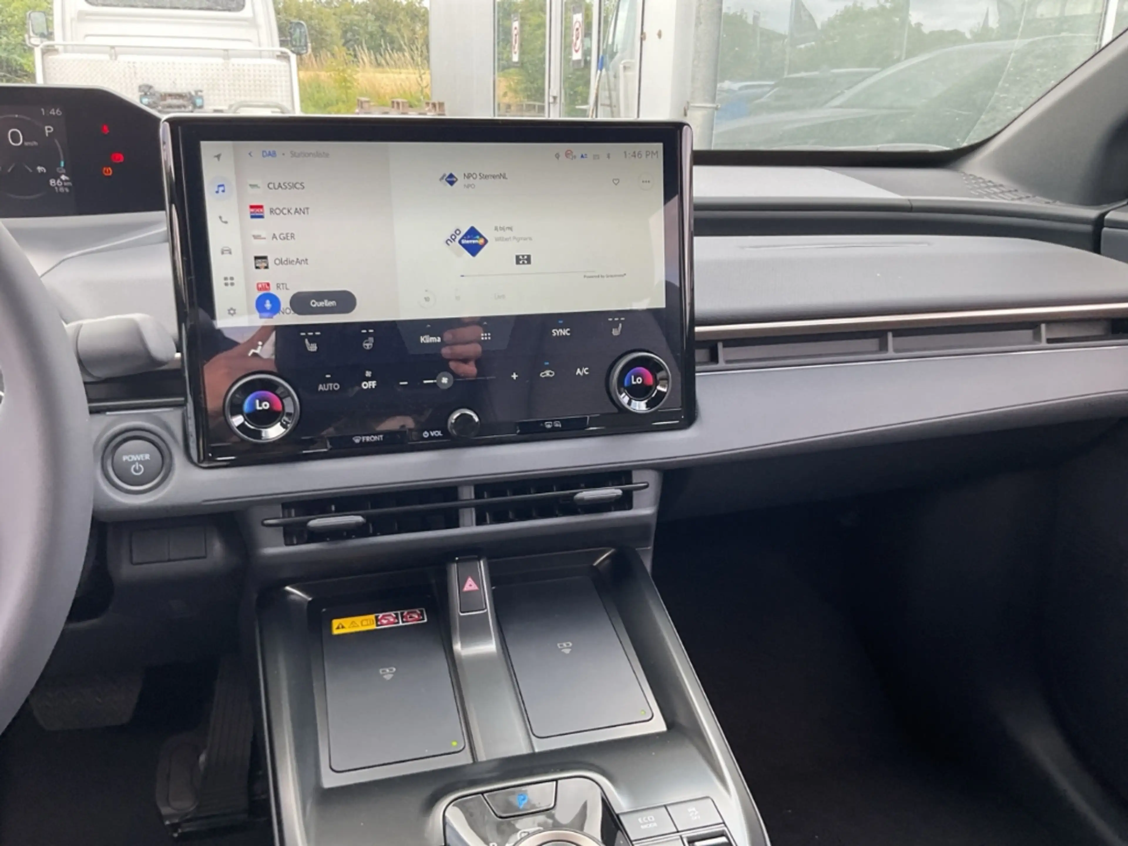 Toyota bZ4X AWD Teamplayer 1,5t Anhängerkupplung Navi 360 Kame — photo 15