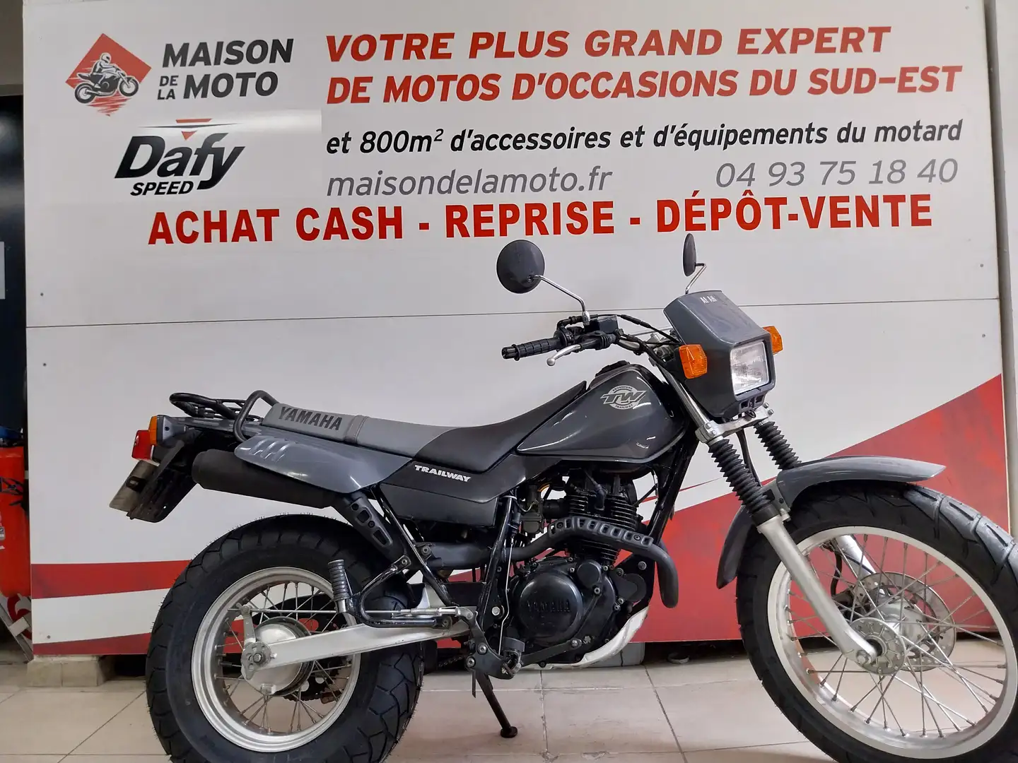 Yamaha TW 125 Gris - 1
