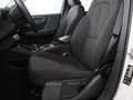 Volvo XC40 1.5 T2 Momentum Core (NL-Auto / Trekhaak / Navi / Wit - thumbnail 11