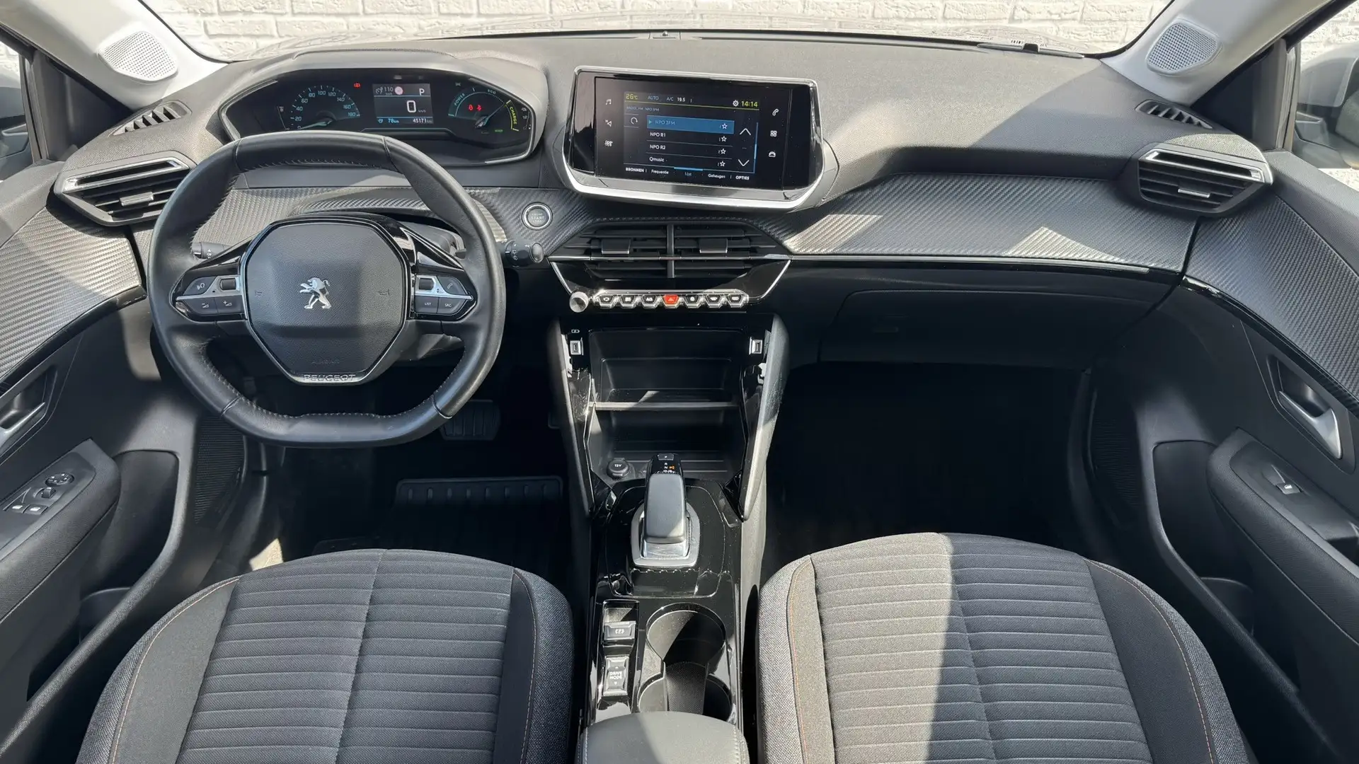 Peugeot e-208 EV Active Pack 50 kWh Camera+pdc Cruise CarPlay De Grijs - 2
