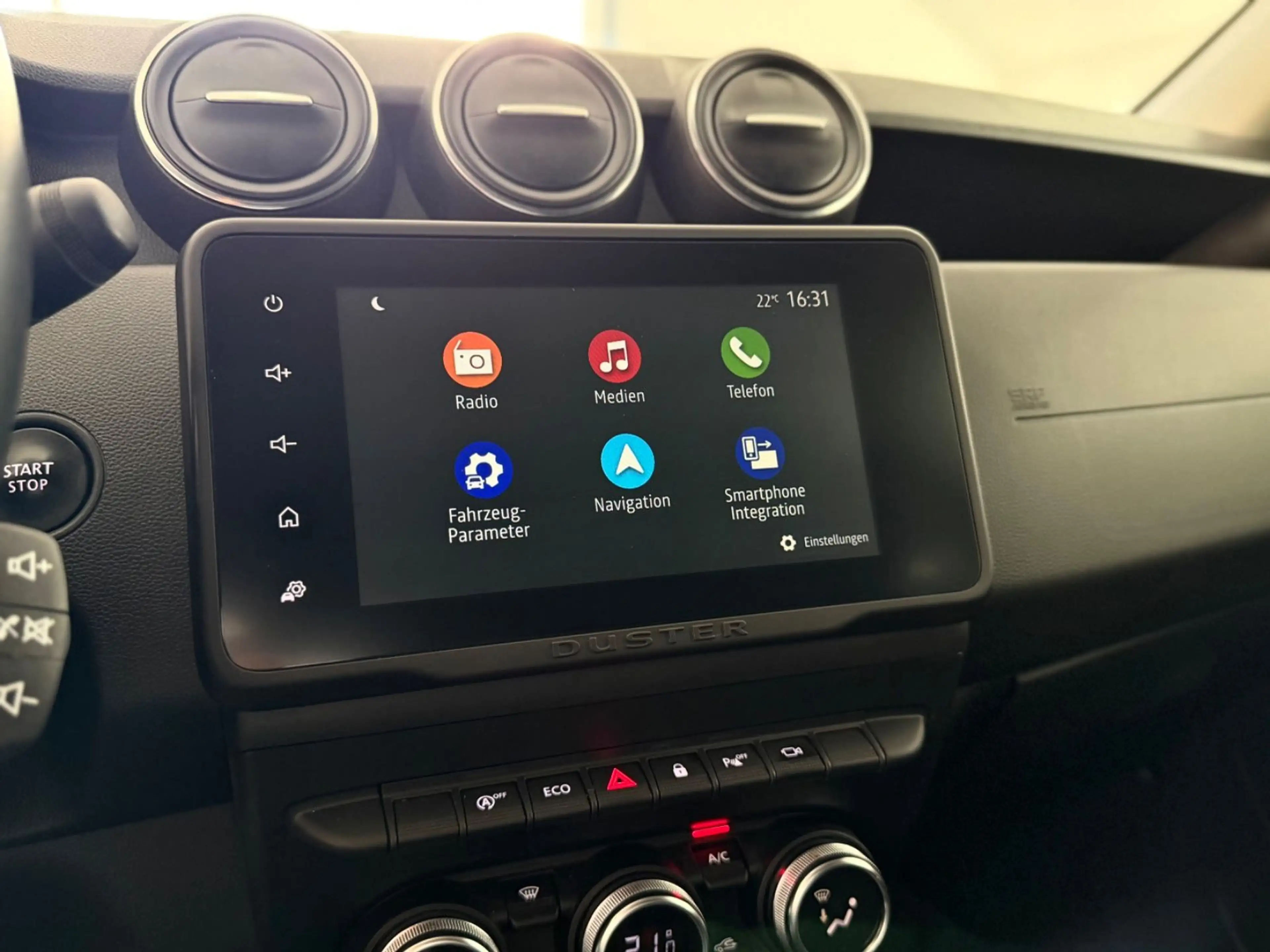 Dacia Duster II Prestige+/Navi/Shz./LED/360°/1.Hand — photo 14
