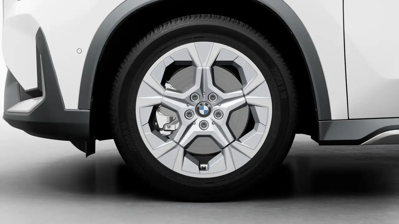 BMW X1 снимка BMW X1