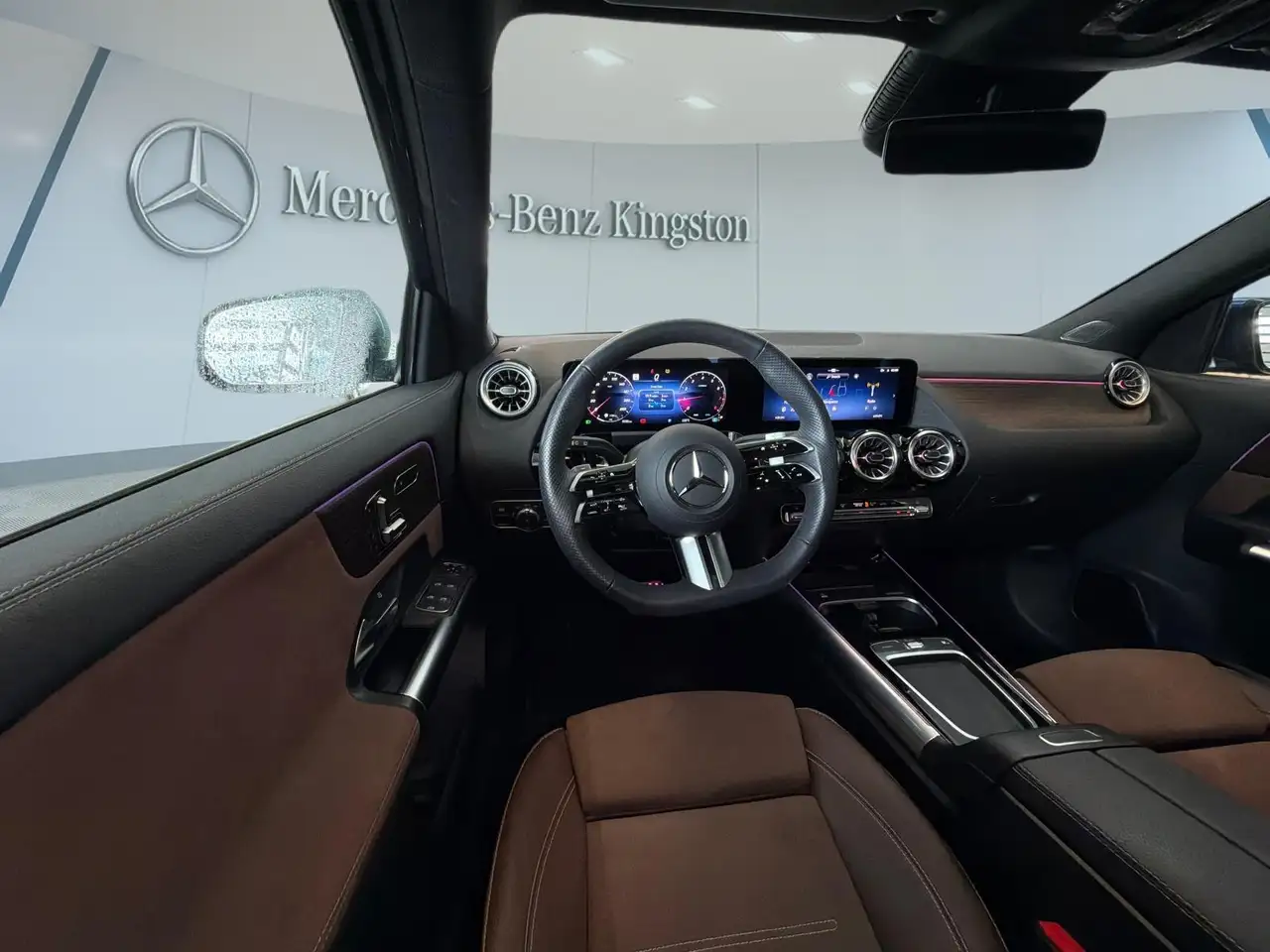 Mercedes-Benz GLA снимка Mercedes-Benz GLA