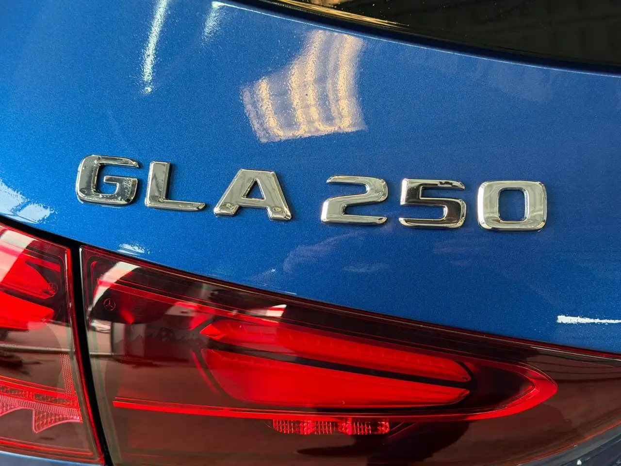 Mercedes-Benz GLA fotografie Mercedes-Benz GLA