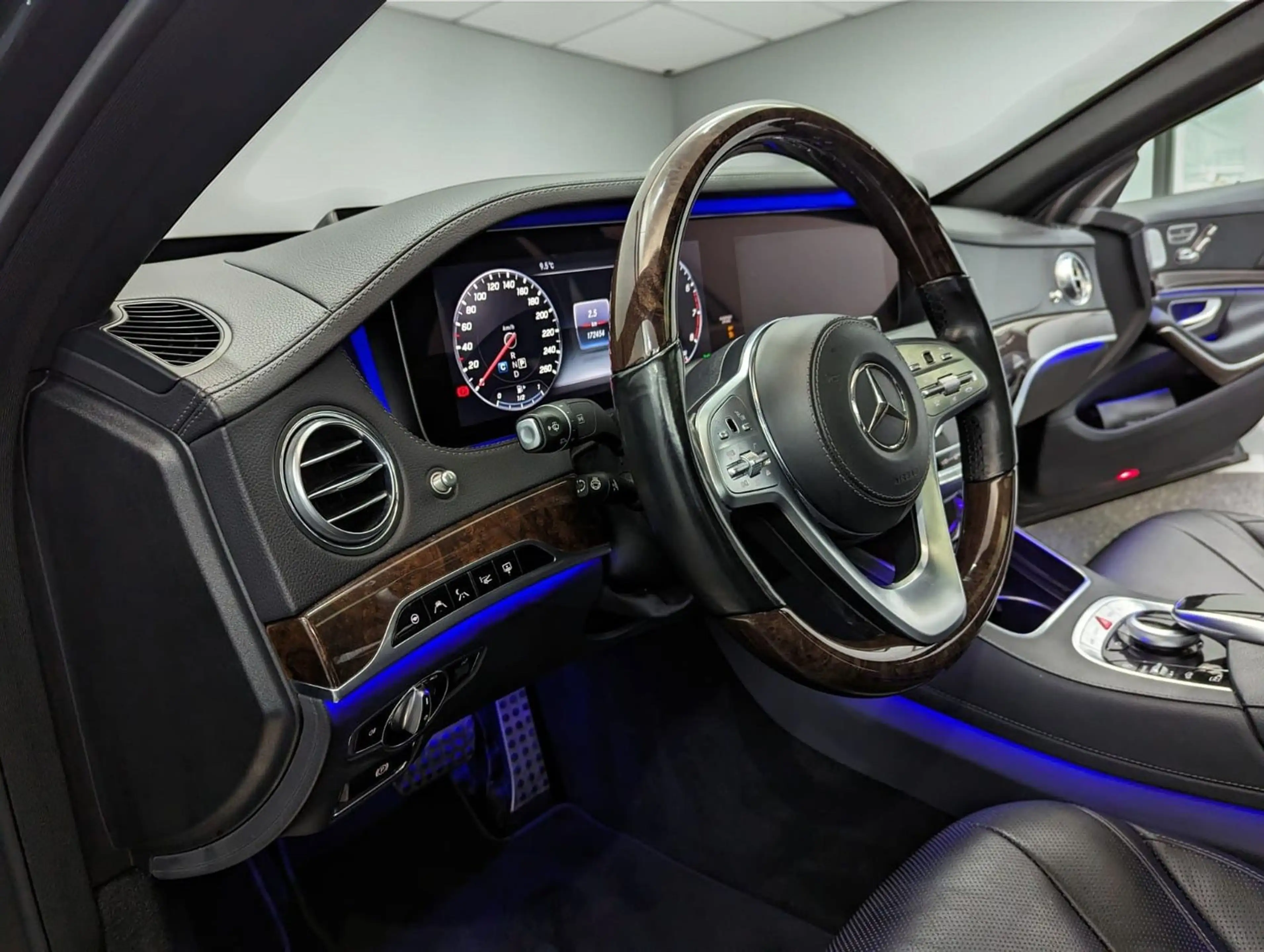 Mercedes-Benz S 560 S560 4M AMG*3xTV*CHAUFFEUR*EXKLUSIV*NIGHTVISION — photo 11
