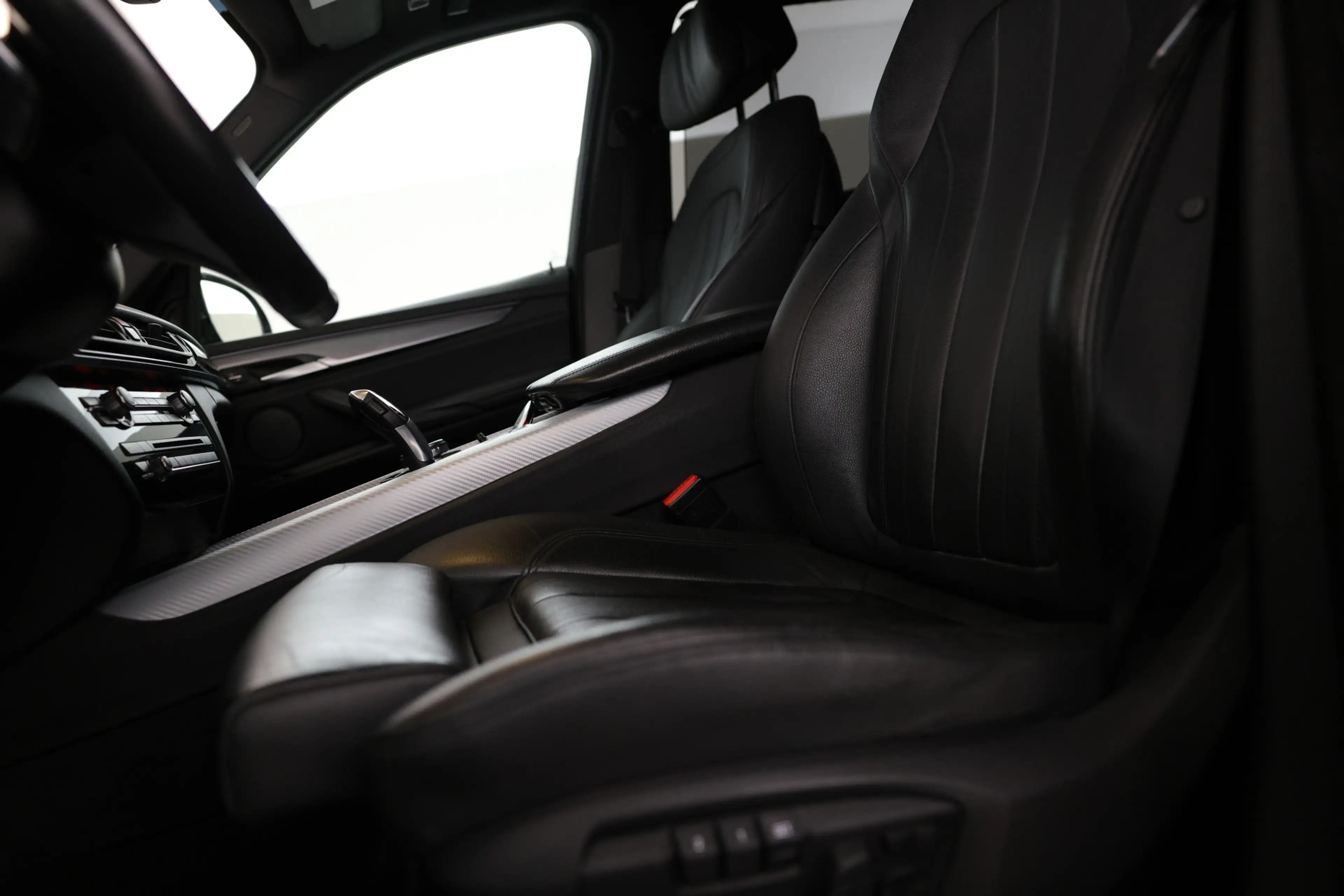 BMW X5 xDrive40e High Executive Nieuwe motor M-Sport, Nav — photo 19