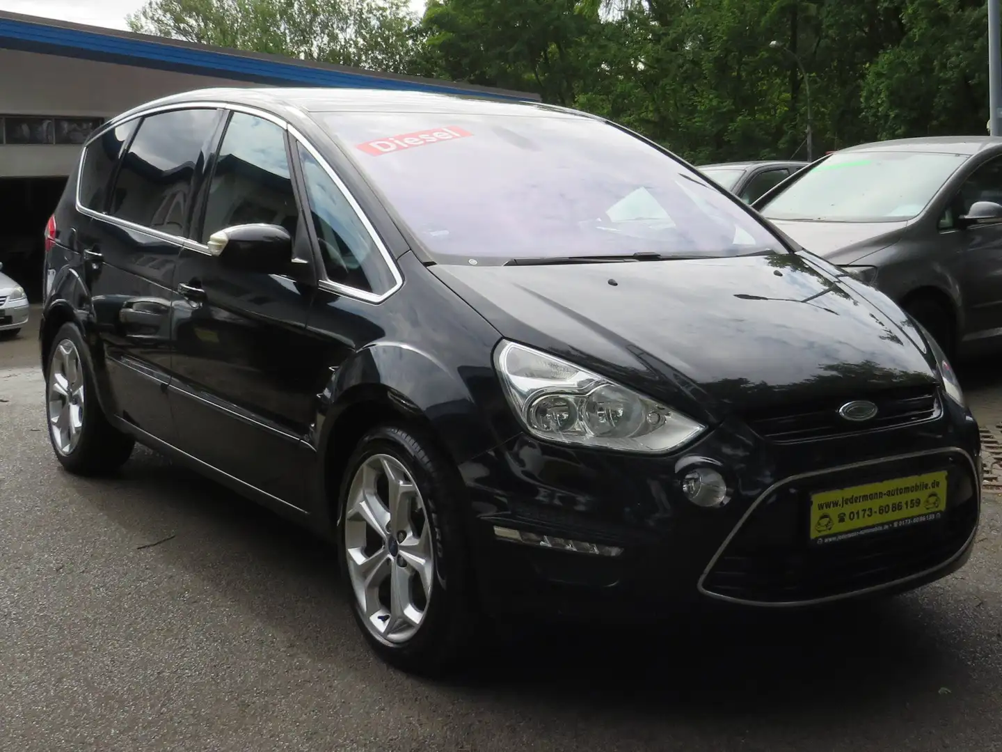 Ford S-Max Titanium (02.2010) Schwarz - 1