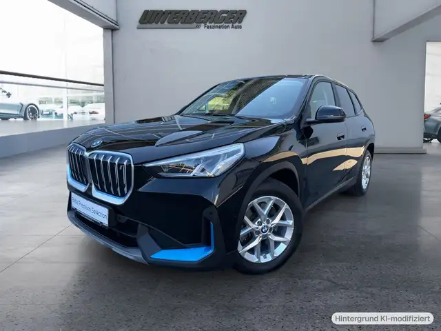 BMW iX1 xDrive30 BMW Live Cockpit Plus-Sitzheizung-Parking