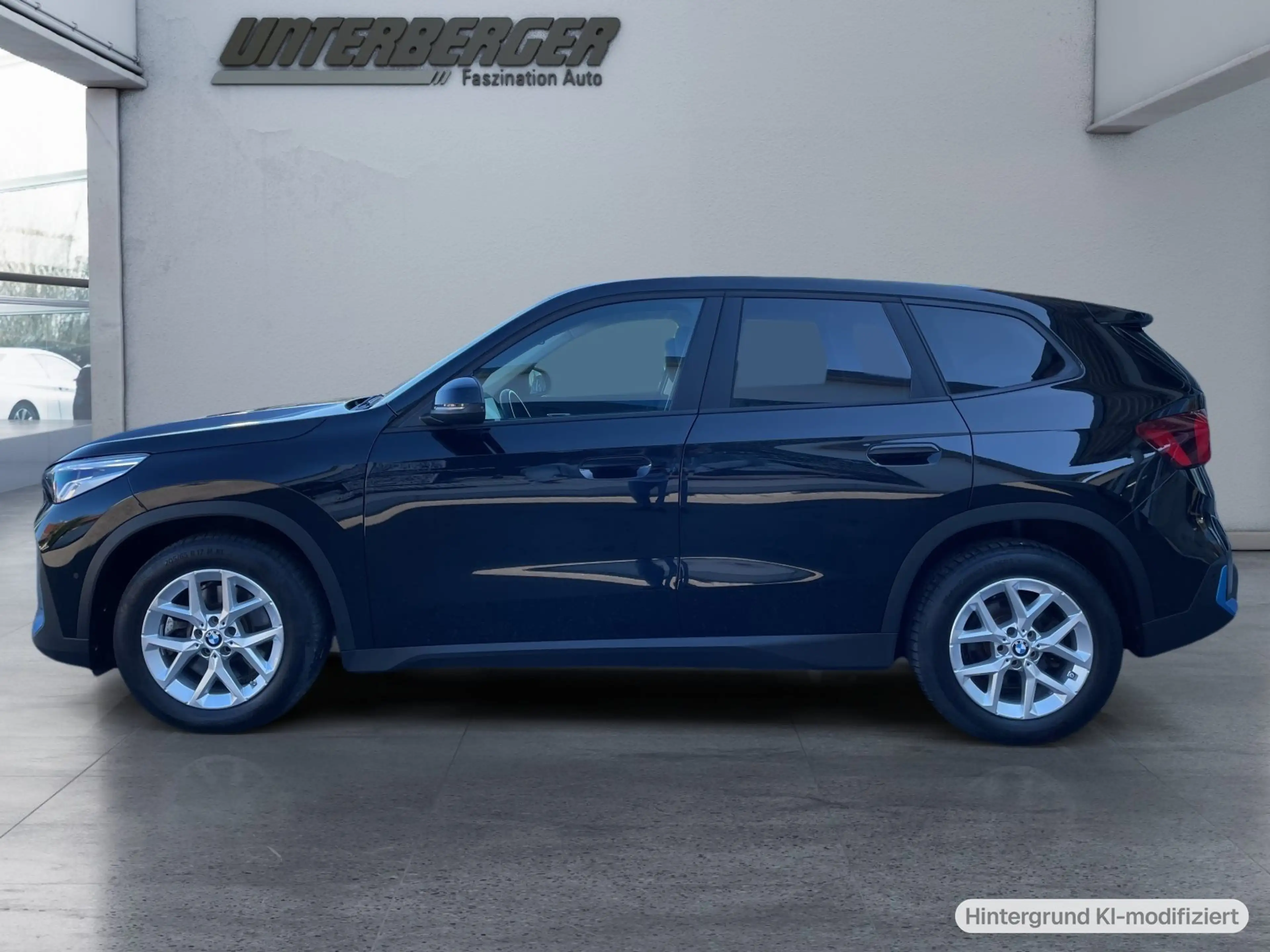 BMW iX1 xDrive30 BMW Live Cockpit Plus-Sitzheizung-Parking — photo 3