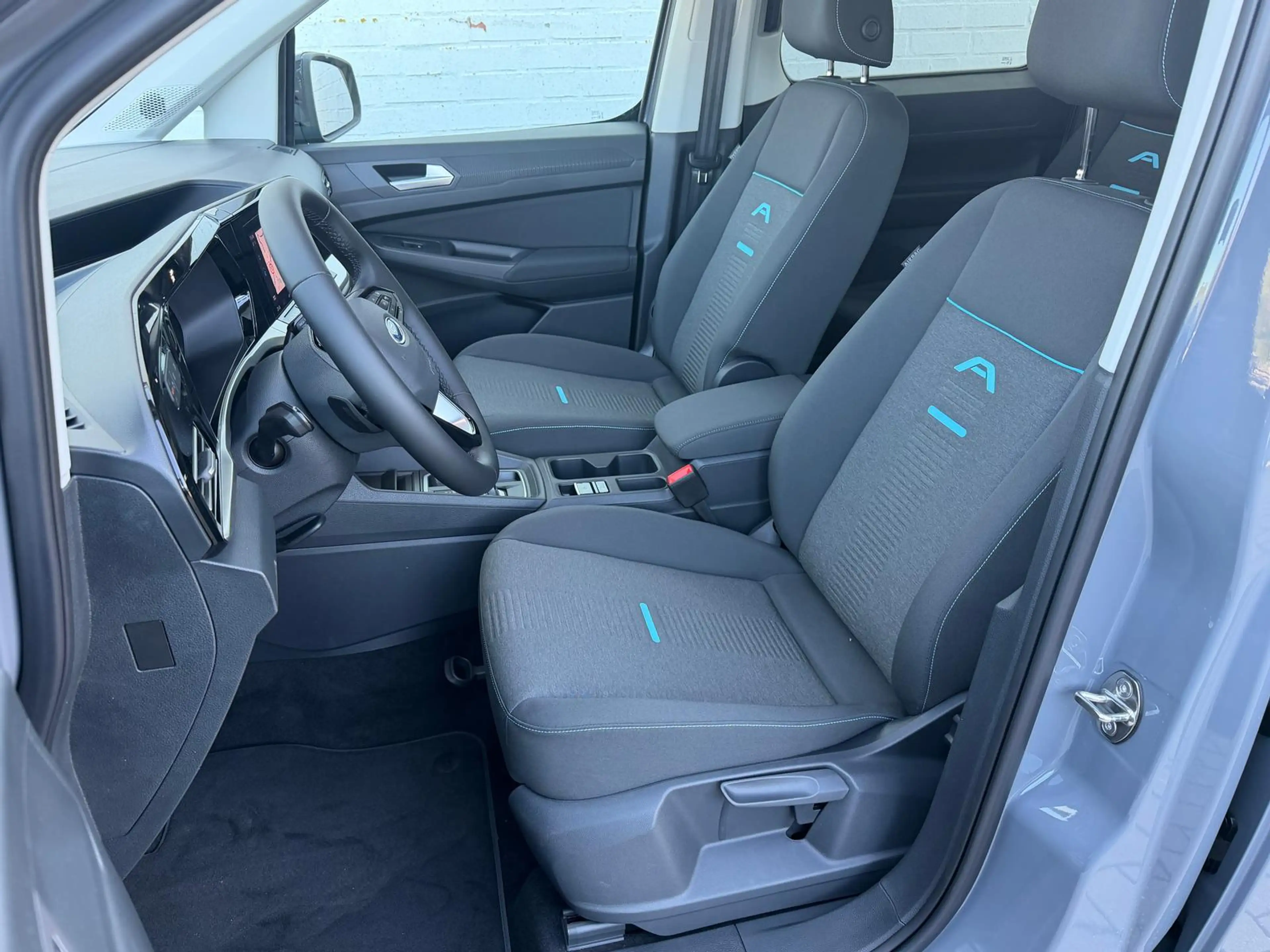 Ford Grand Tourneo Active*7-Sitzer*Pano*WiPa*ACC* — photo 7