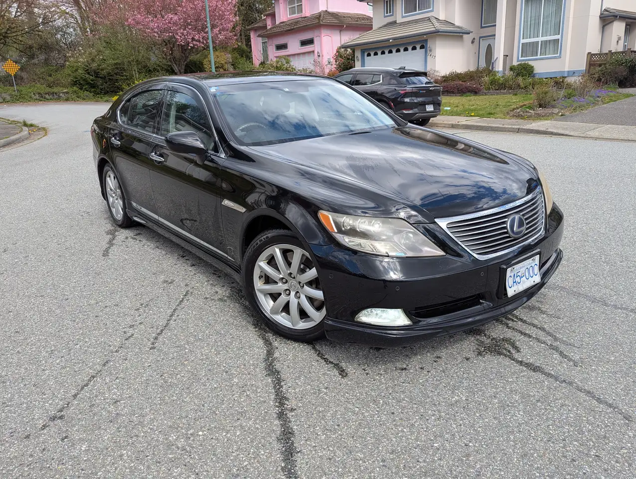 Lexus LS снимка Lexus LS