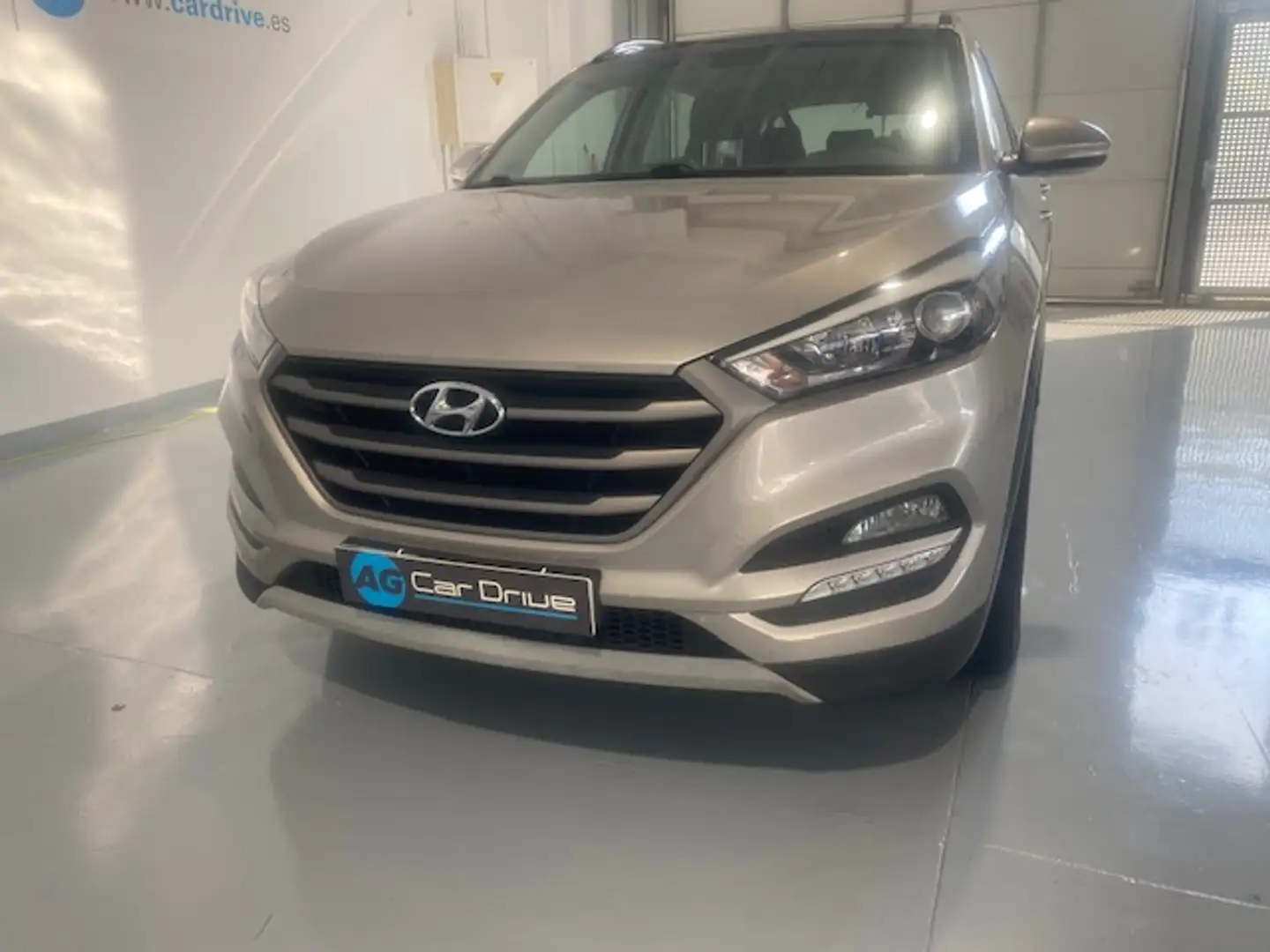 Hyundai TUCSON 1.7CRDI BD Tecno Sky 4x2 - 2