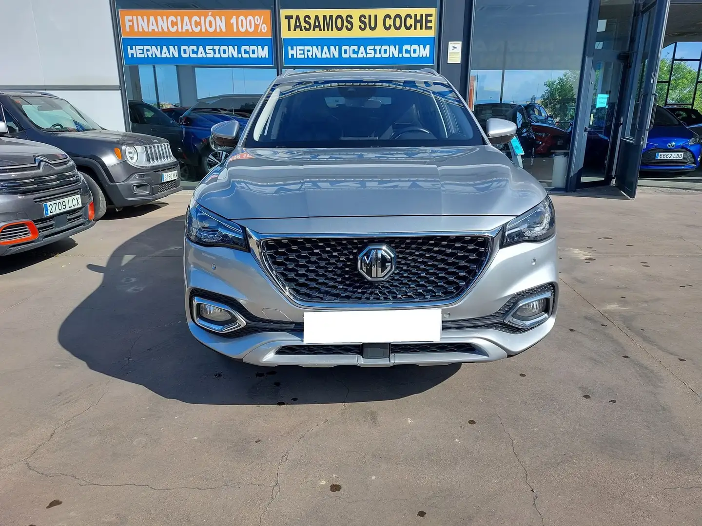 MG EHS 1.5 T-GDI Luxury Ezüst - 2