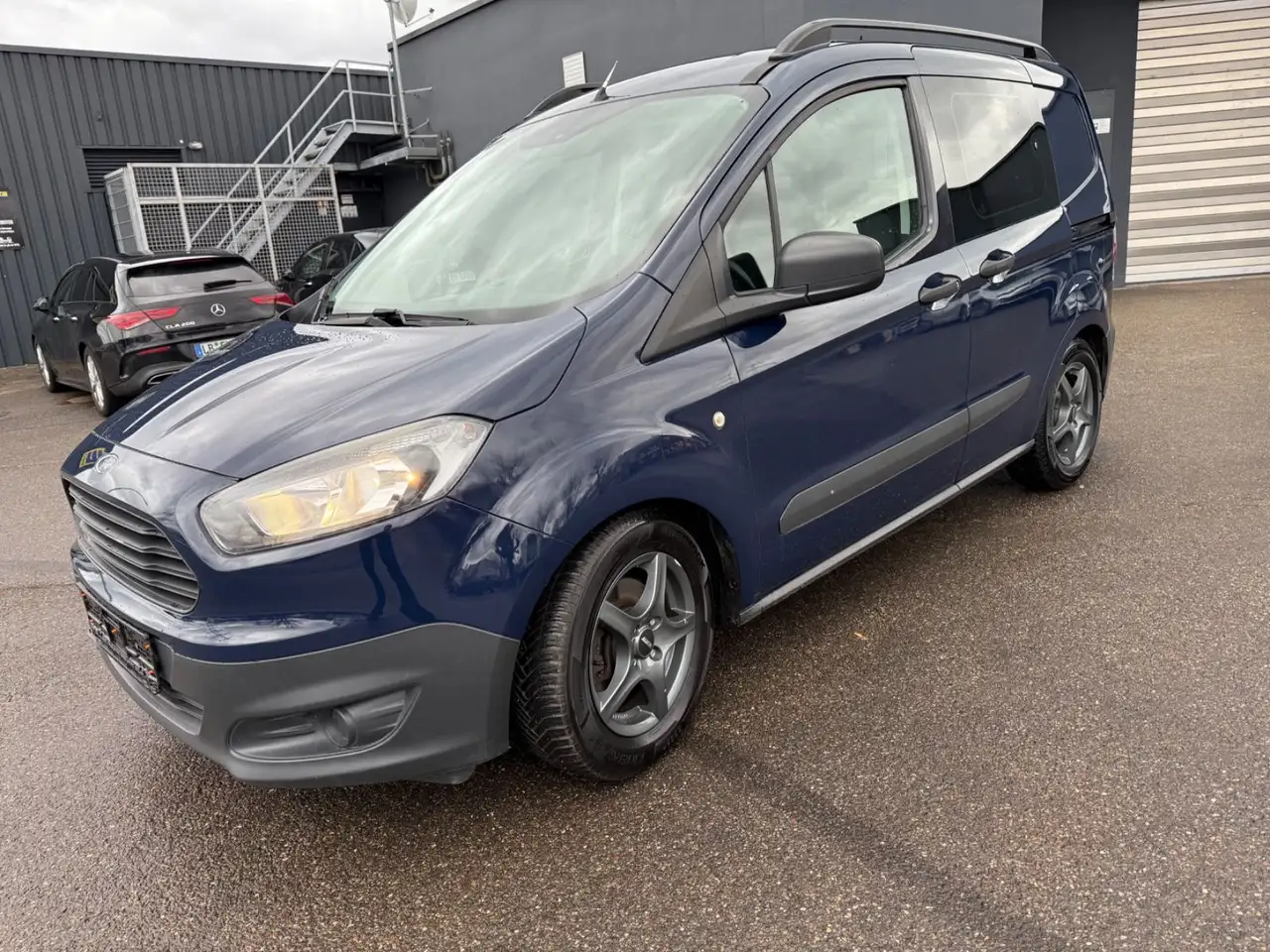 Ford Transit Courier