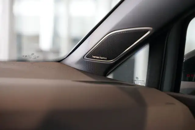 Volkswagen Golf view 29