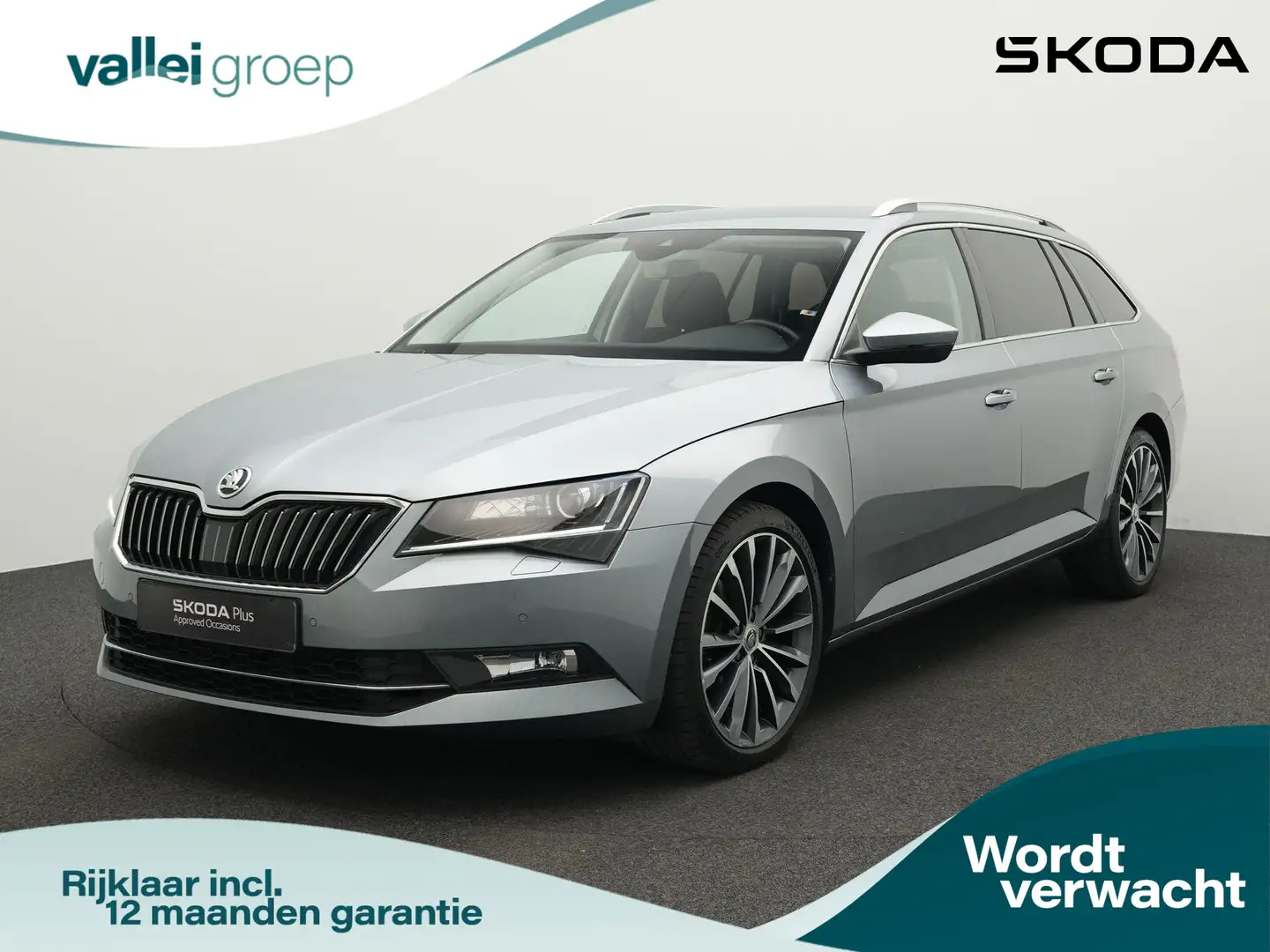 Skoda Superb Combi 1.4 TSI 150 pk DSG Style Business | Trekhaak Grijs - 1