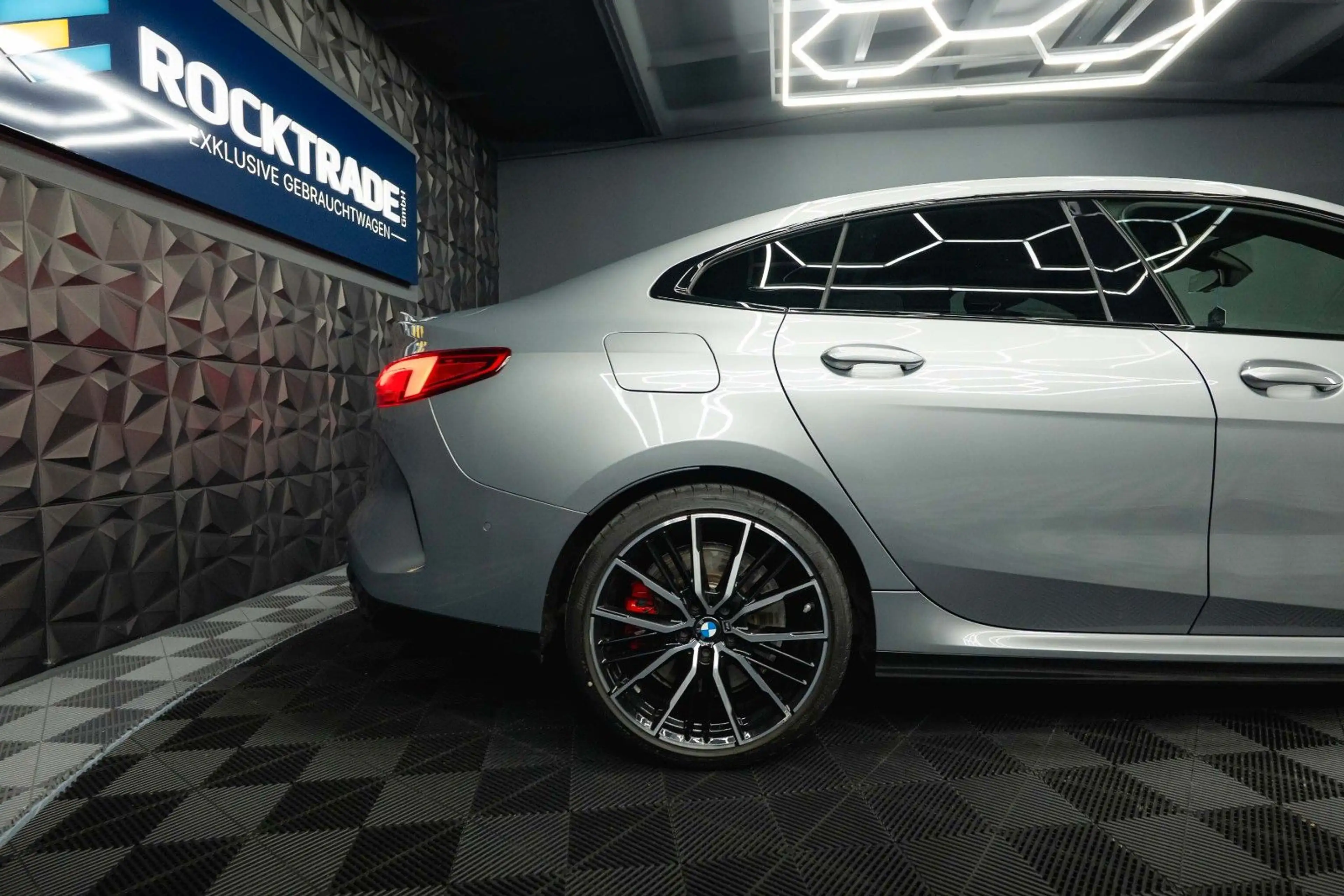 BMW 235 xDrive M-Sport Pro Performance Shadow LED — photo 8