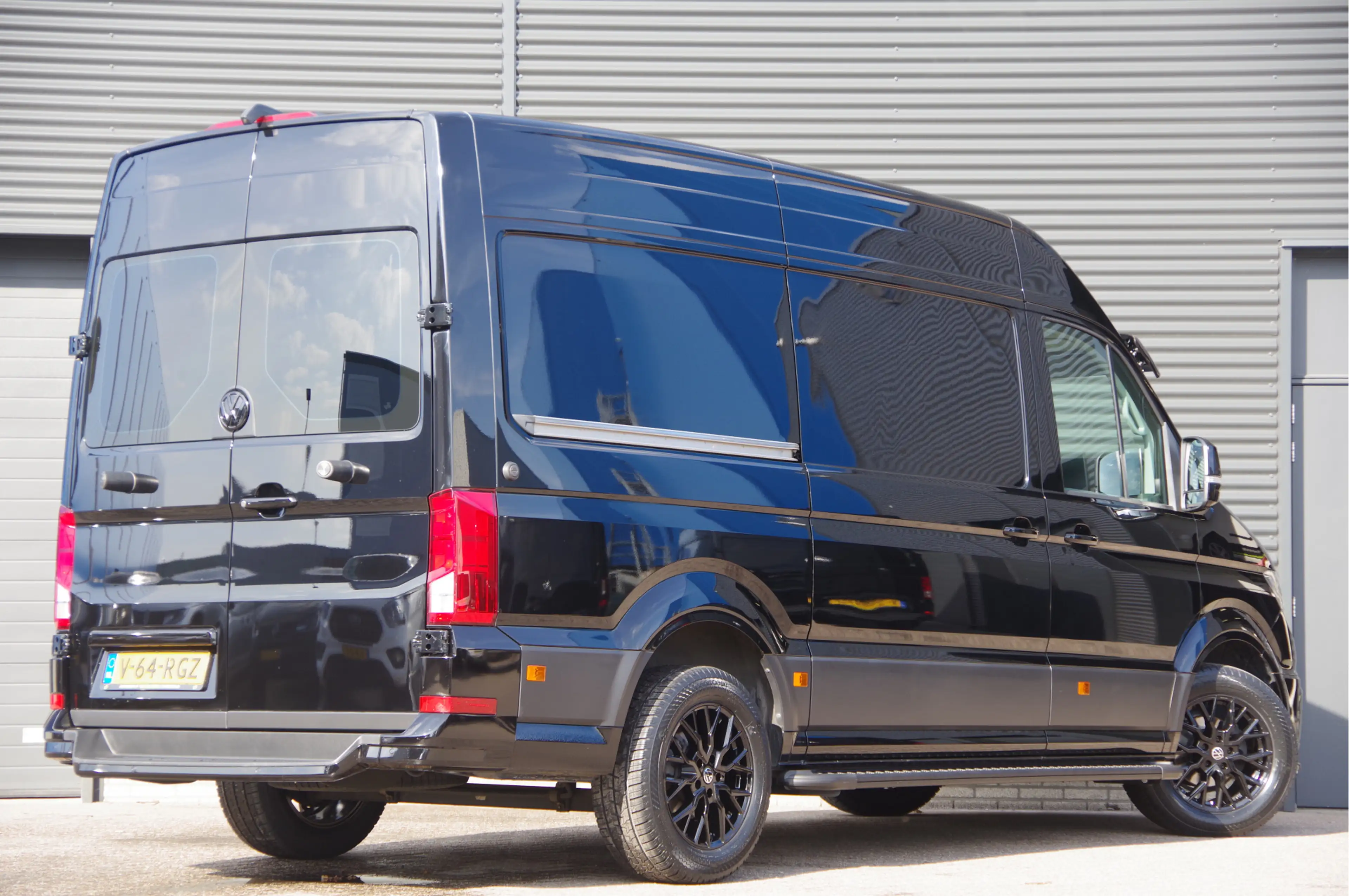 Volkswagen Crafter 35 2.0 TDI L3H3(L2H2) AUT. MARGE! 2X SCHUIFDEUR, L — photo 2