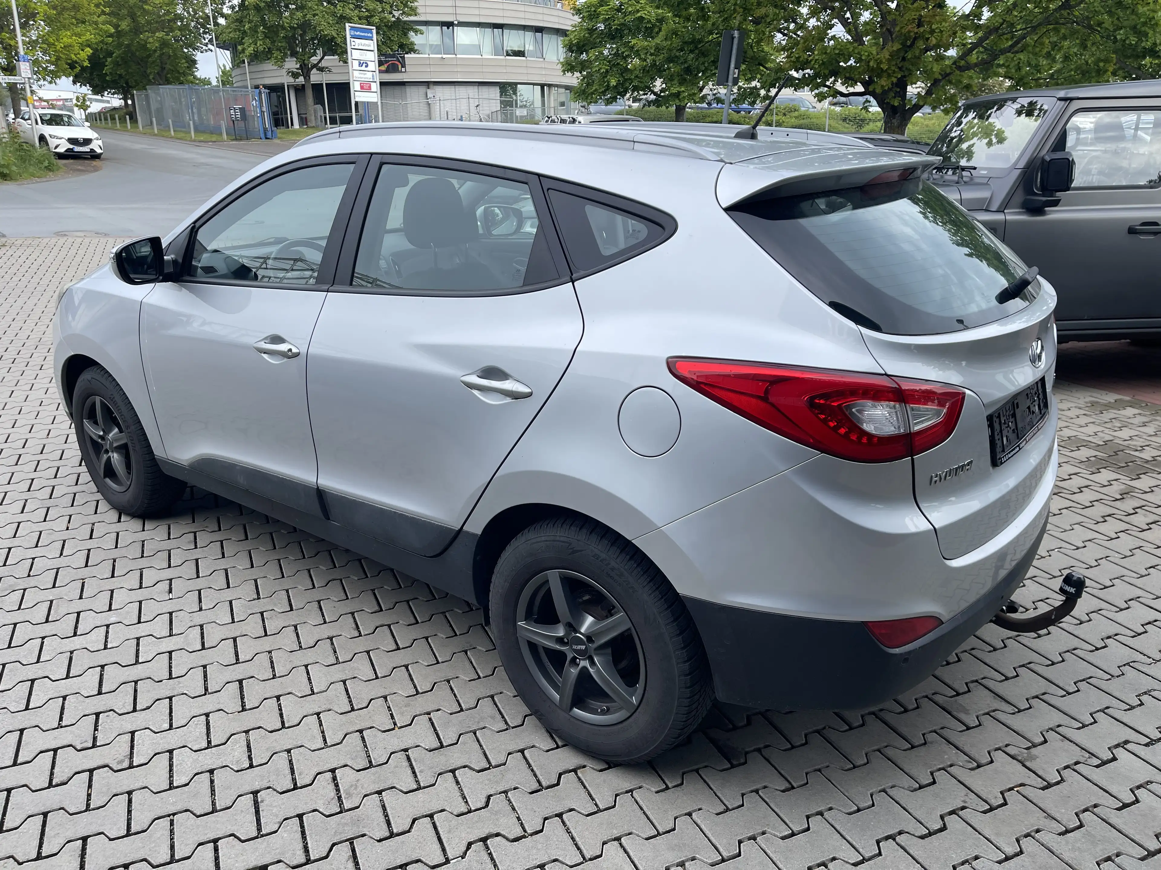 Hyundai iX35 ix35 2.0 2WD Trend 1 Hand Tüv Neu — photo 7