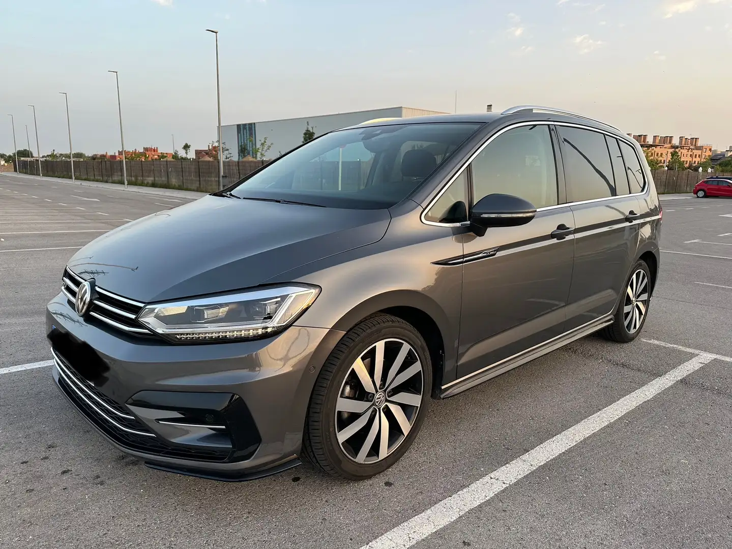 Volkswagen Touran 2.0TDI CR BMT Sport DSG7 140kW R-Line - 1