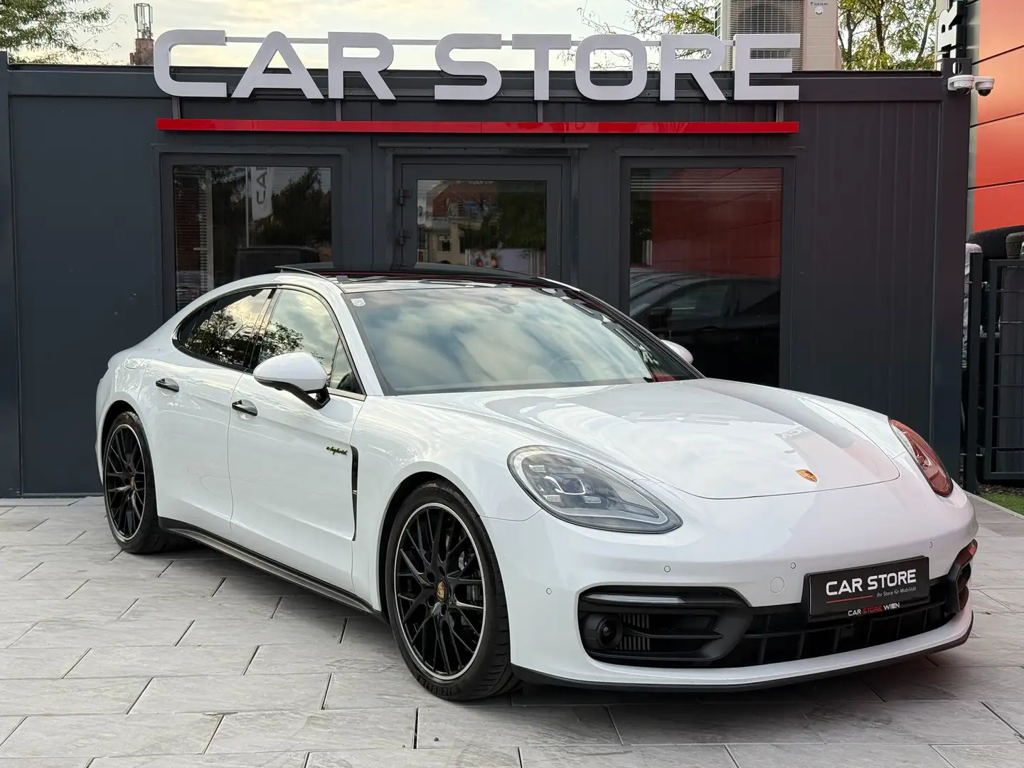 Porsche Panamera 4SE-Hybrid|Pano|Keyles|Bose|360°|Softc|Nachstsi Weiß - 1