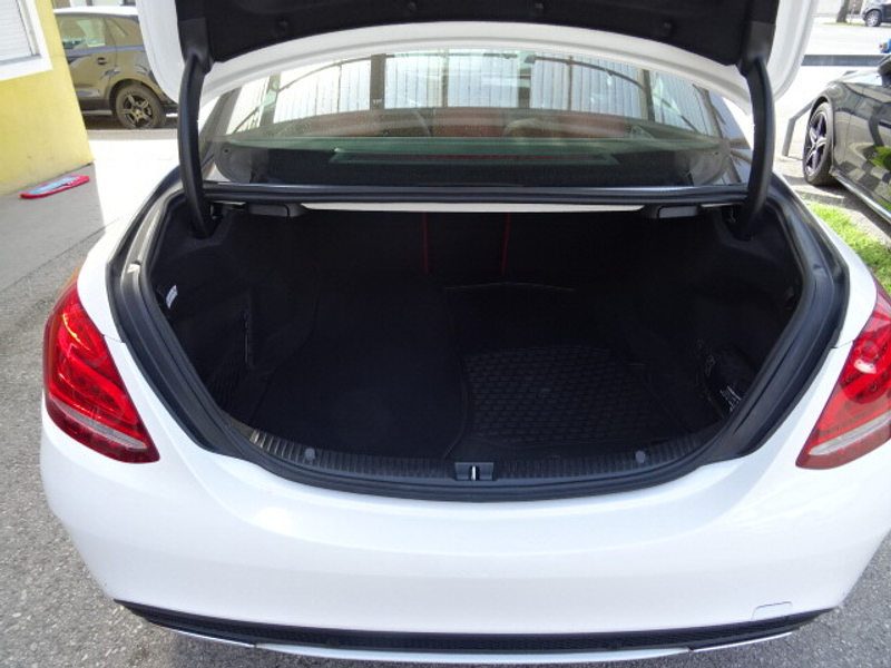 Mercedes-Benz C 250 d AMG Line Aut. — photo 7