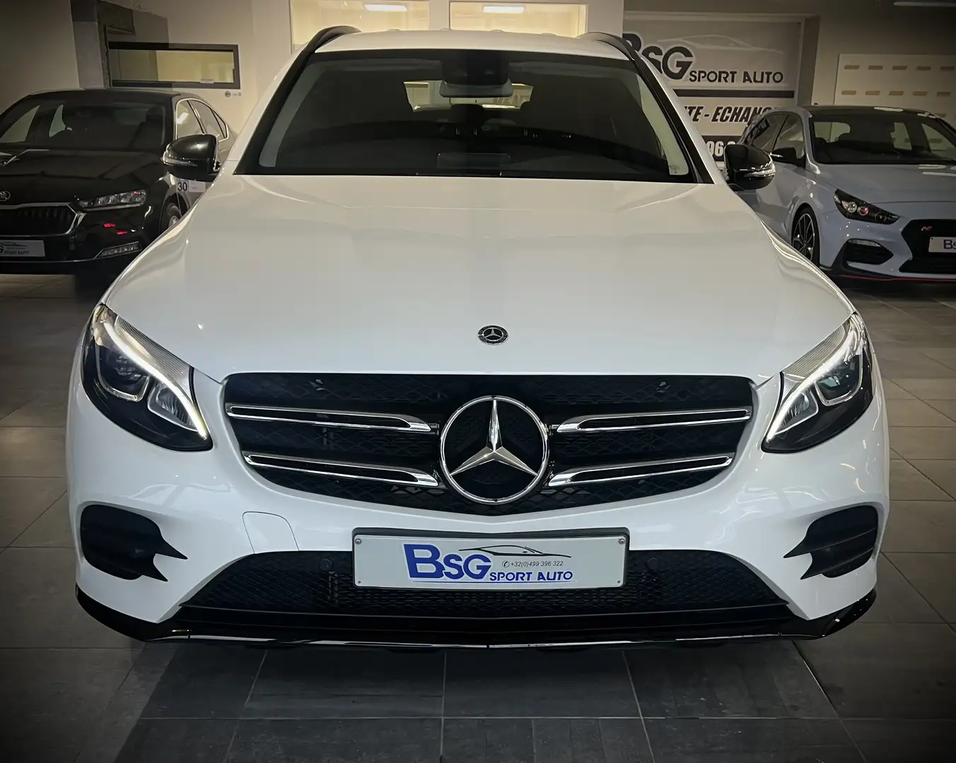 Mercedes-Benz GLC 250 4-Matic*PACK AMG INT/EXT*BOITE AUTO*LED*GPS*1MAIN Blanco - 2