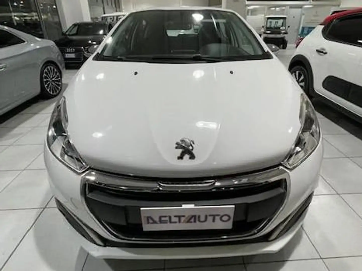 Peugeot 208 208 5p 1.2 puretech Allure 82cv Bianco - 2