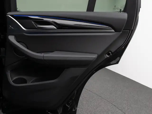 BMW X3 view 30