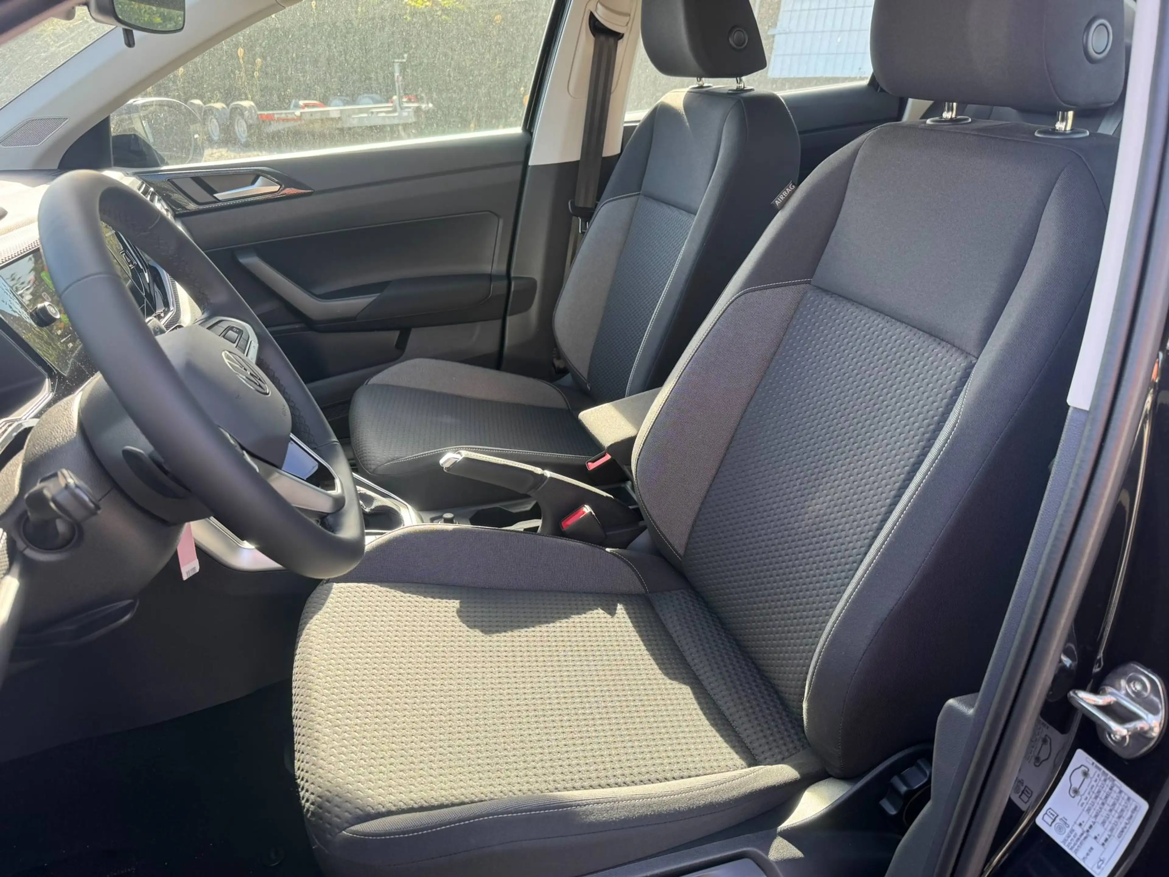 Volkswagen Taigo Taigo 1.0 TSI Life OPF DSG Life — photo 8