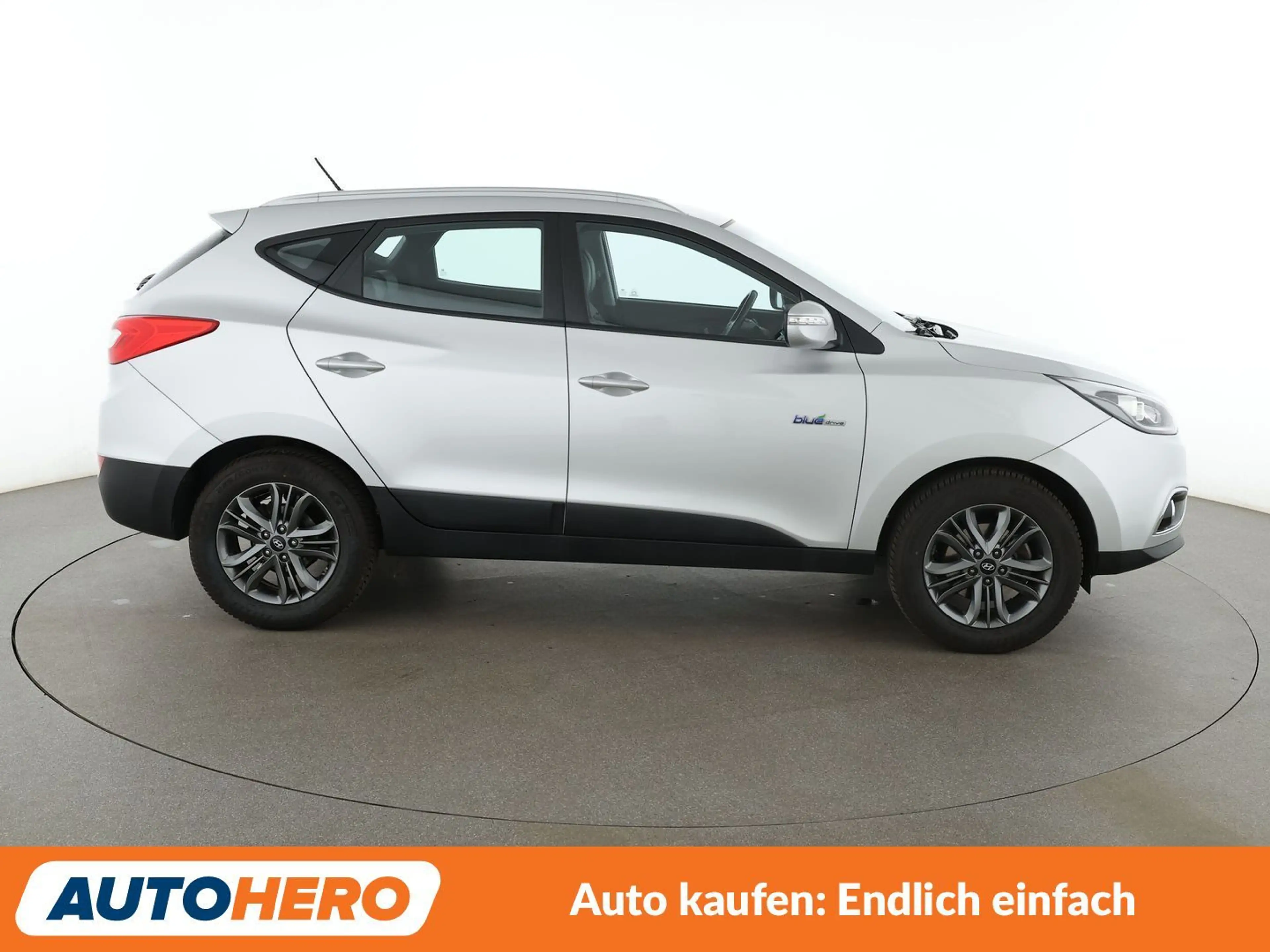 Hyundai iX35 1.6 Finale Blue 2WD*TEMPO*PDC*SHZ*AHK* — photo 7