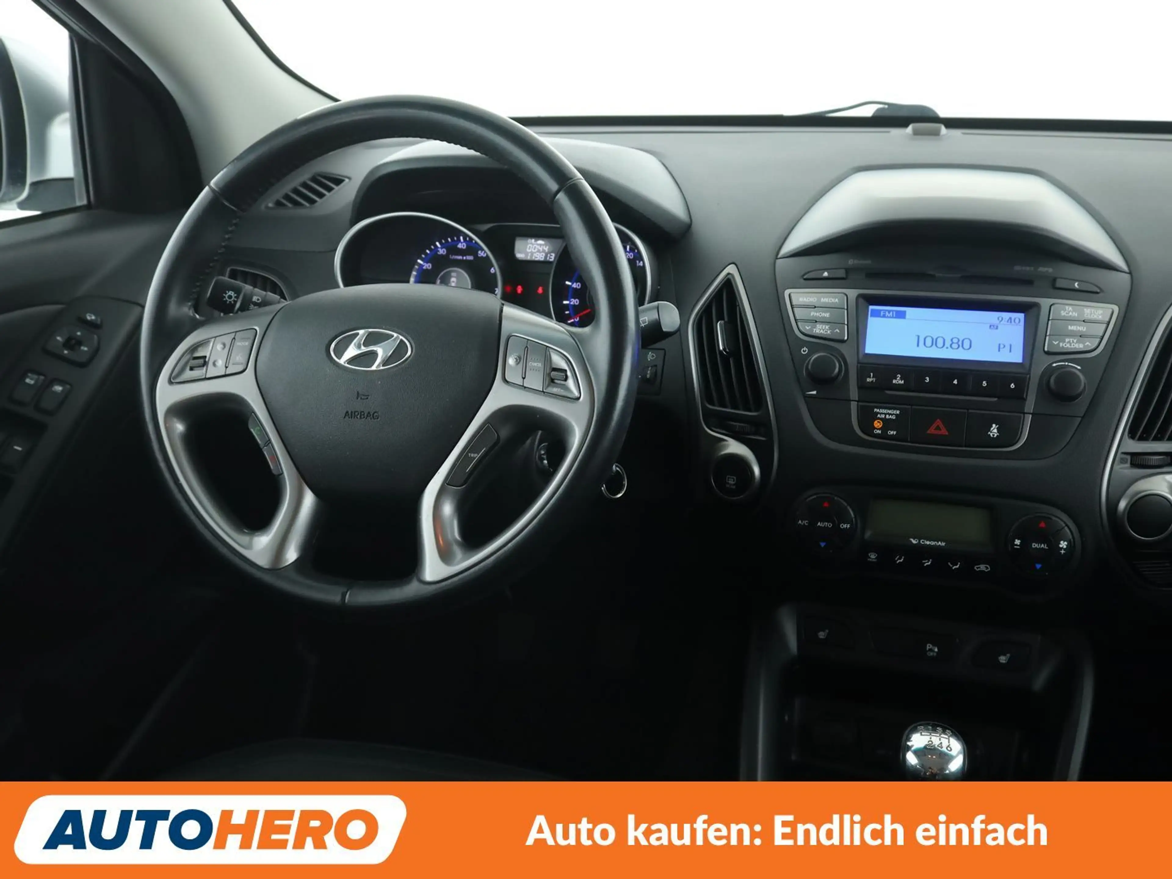 Hyundai iX35 1.6 Finale Blue 2WD*TEMPO*PDC*SHZ*AHK* — photo 13