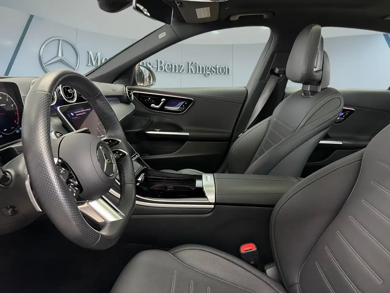 Mercedes-Benz C-Class снимка Mercedes-Benz C-Class